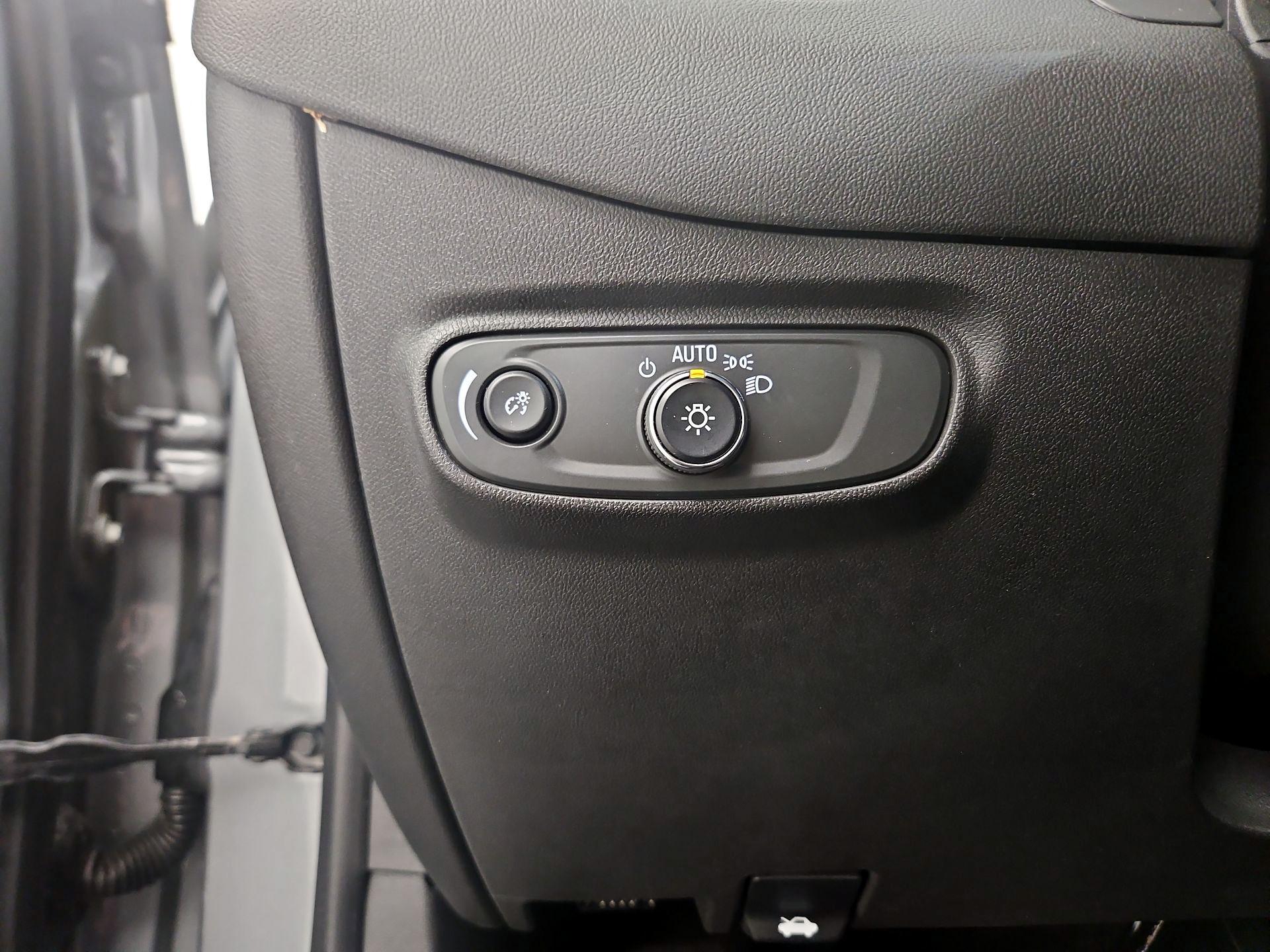 Thumbnail: 2023 Chevrolet Equinox - 13