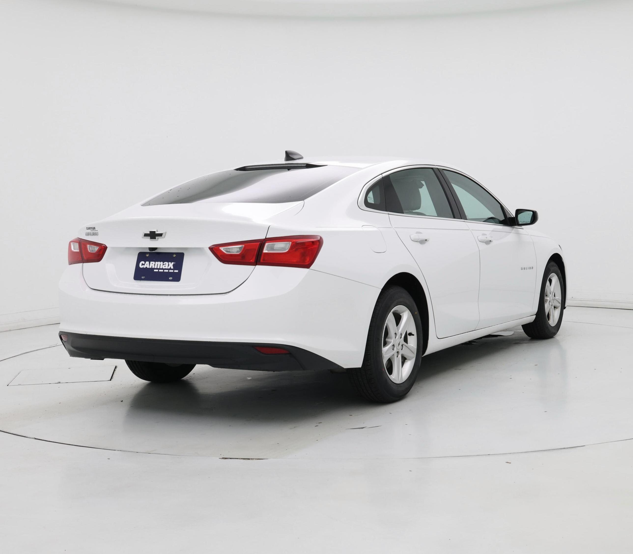 Thumbnail: 2023 Chevrolet Malibu - 8