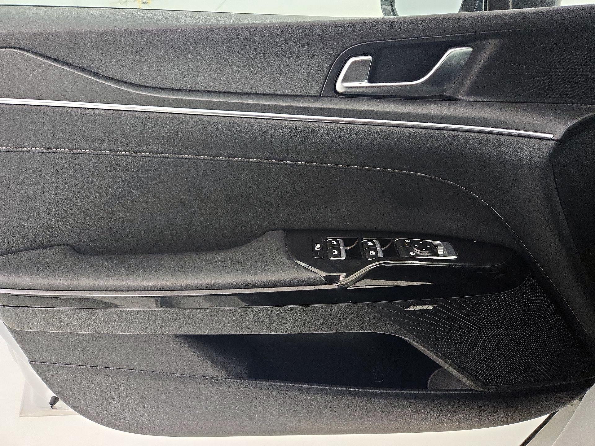 Thumbnail: 2025 Kia K5 - 12