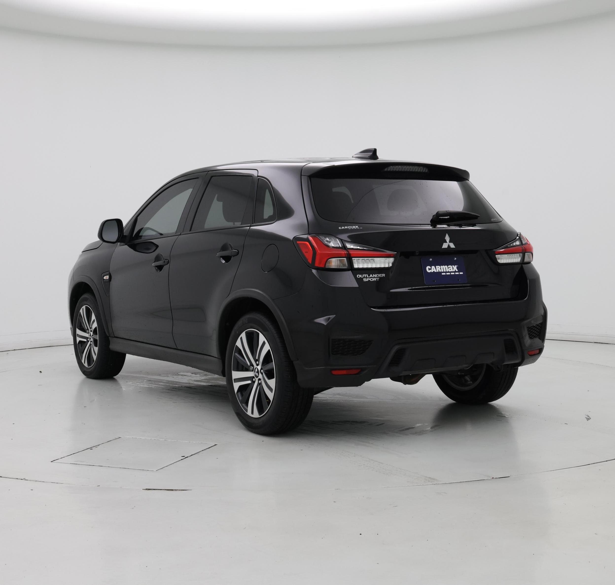 Thumbnail: 2023 Mitsubishi Outlander Sport - 2