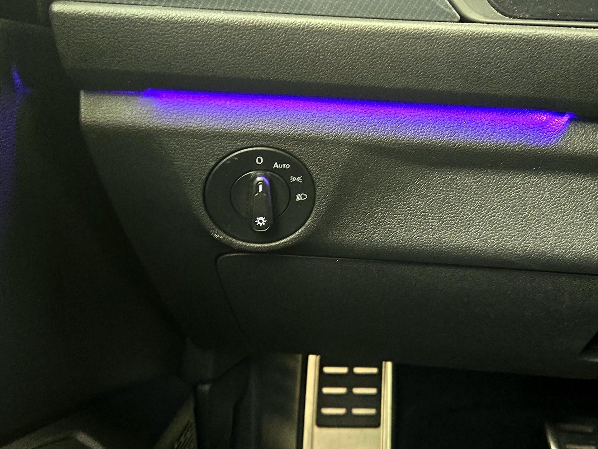 Thumbnail: 2019 Volkswagen Jetta - 13