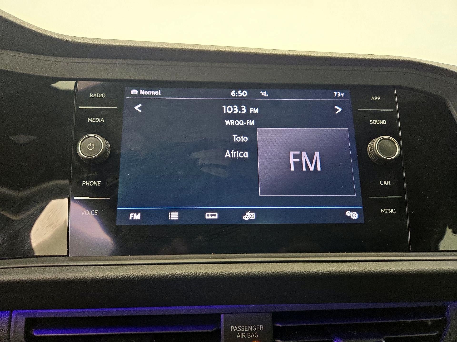 Thumbnail: 2019 Volkswagen Jetta - 15