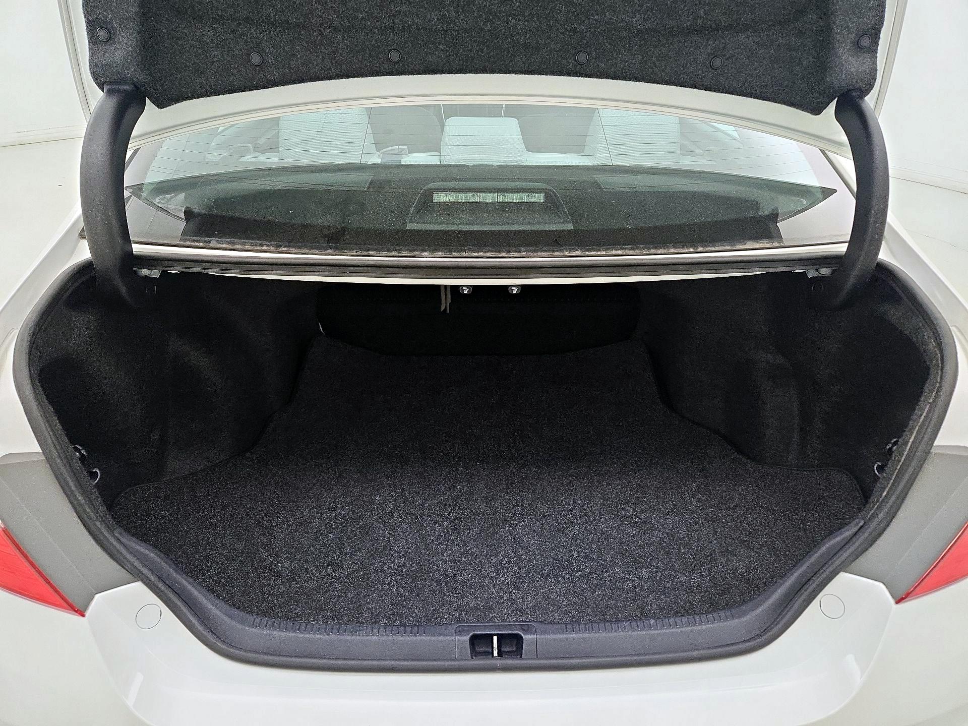 Thumbnail: 2017 Toyota Camry - 20