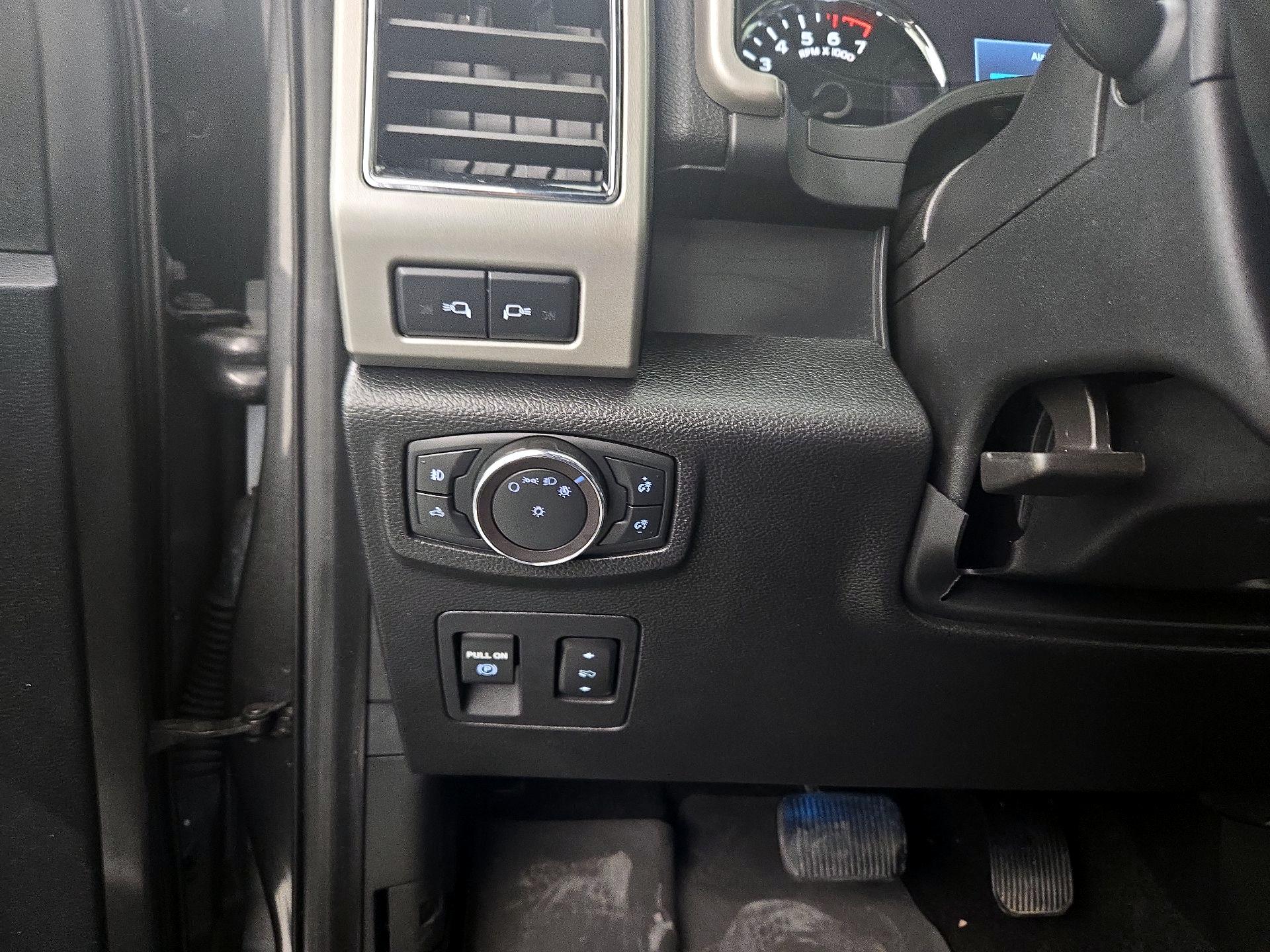 Thumbnail: 2019 Ford F-150 - 13