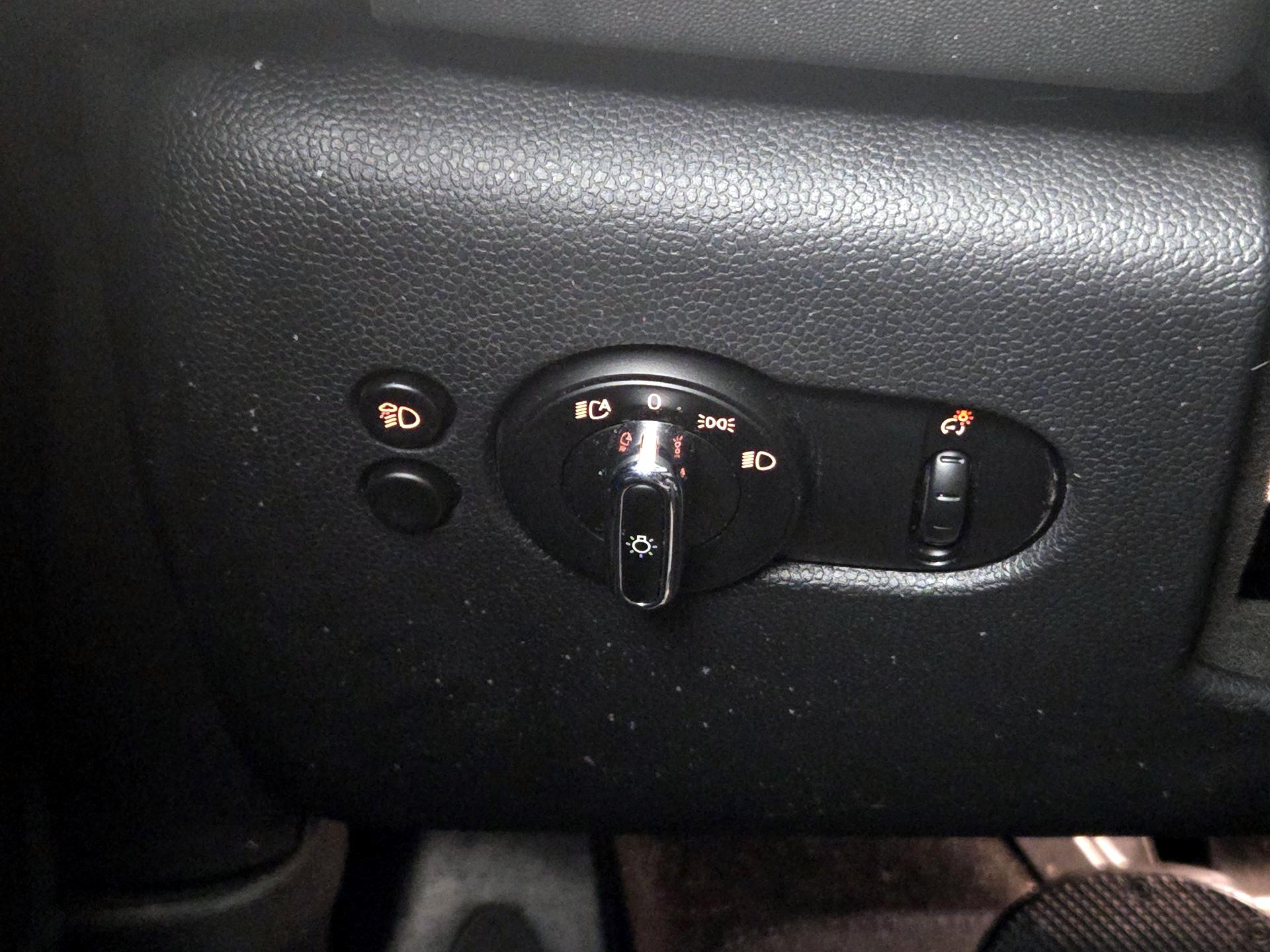 Thumbnail: 2023 MINI Cooper Hardtop - 13