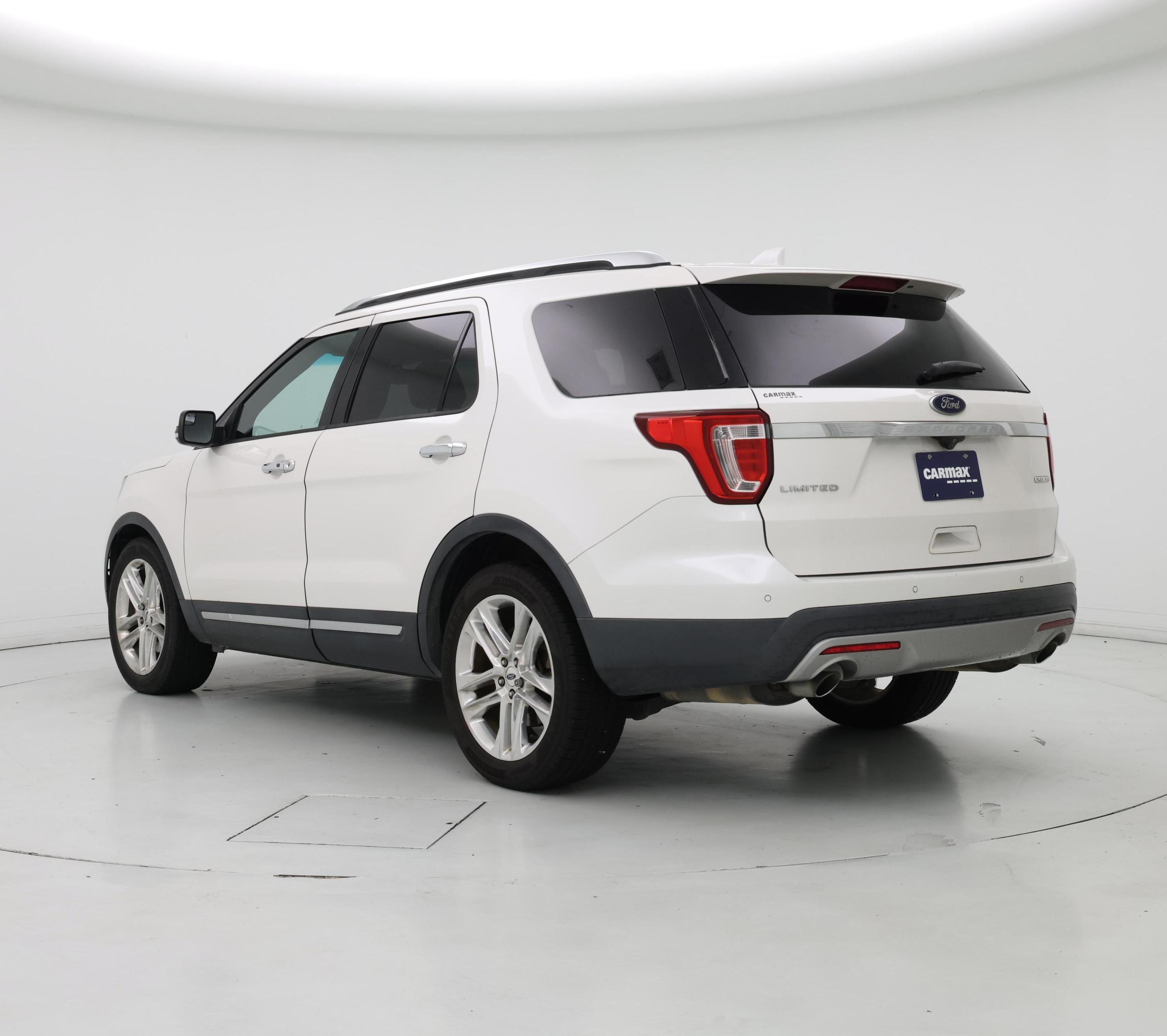 Thumbnail: 2016 Ford Explorer - 2