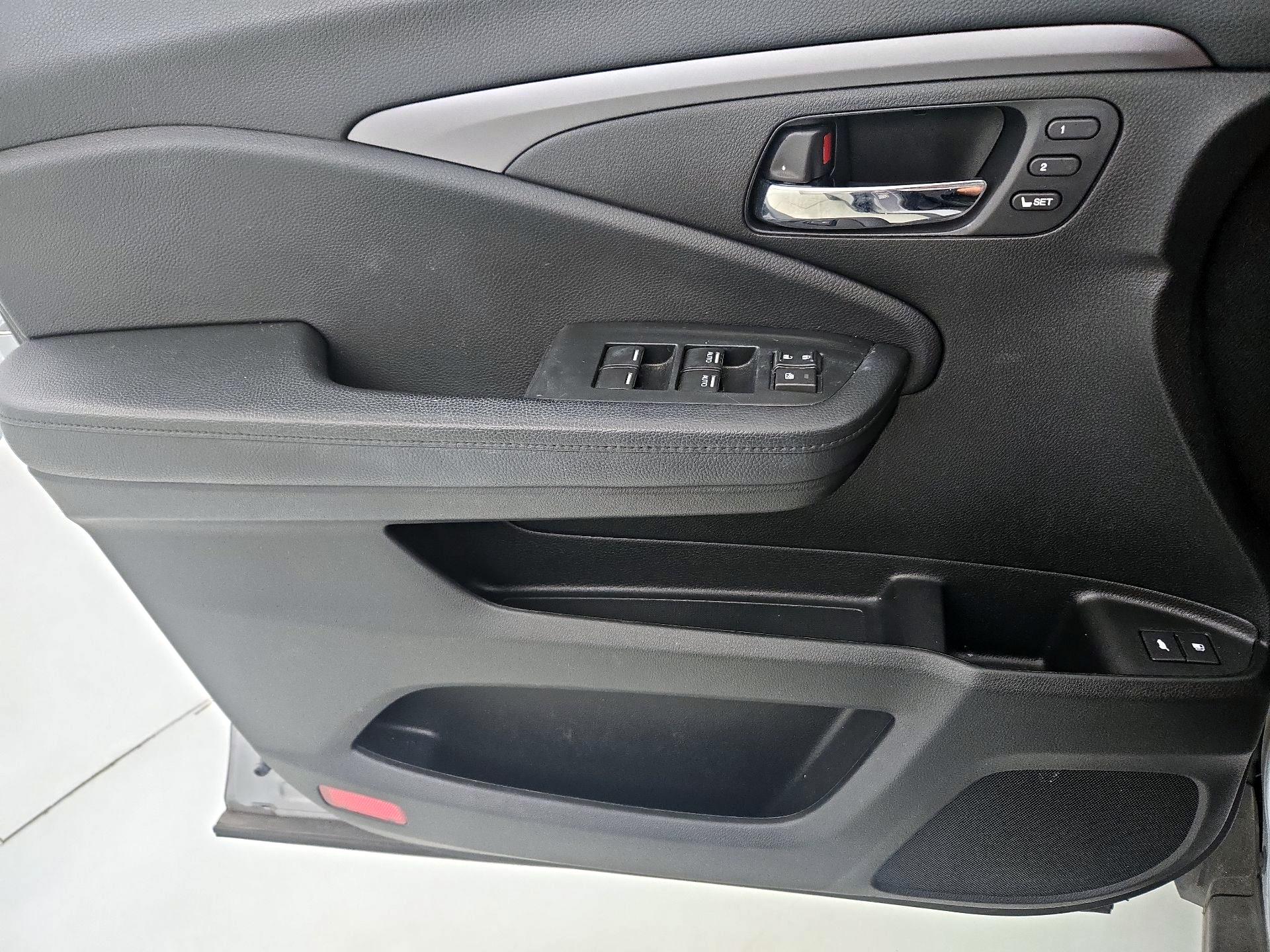 Thumbnail: 2021 Honda Passport - 12