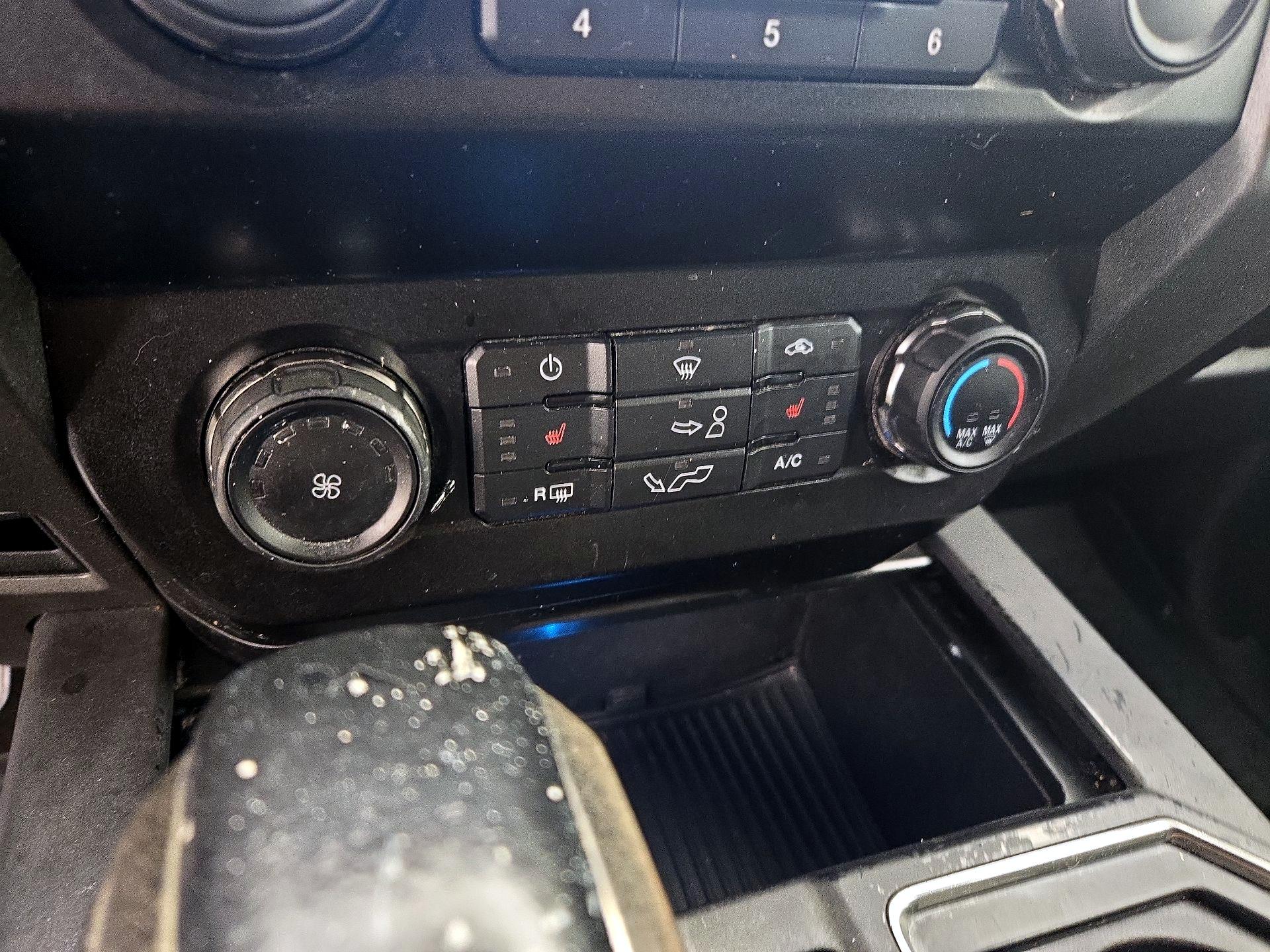 Thumbnail: 2019 Ford F-150 - 16