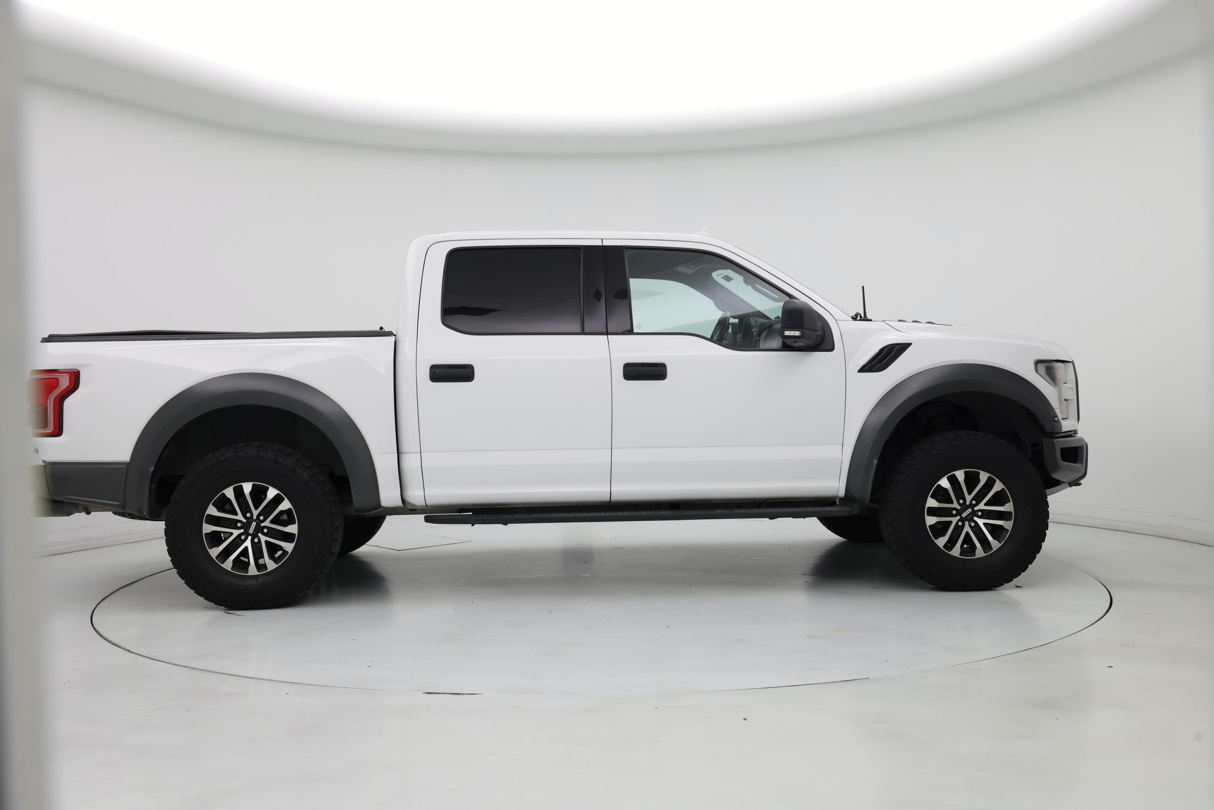 Thumbnail: 2019 Ford F-150 - 7