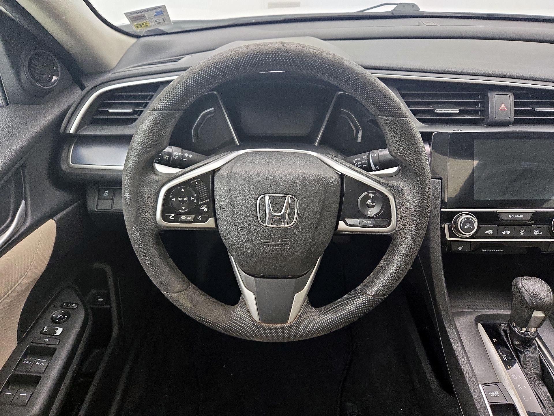 Thumbnail: 2016 Honda Civic - 10