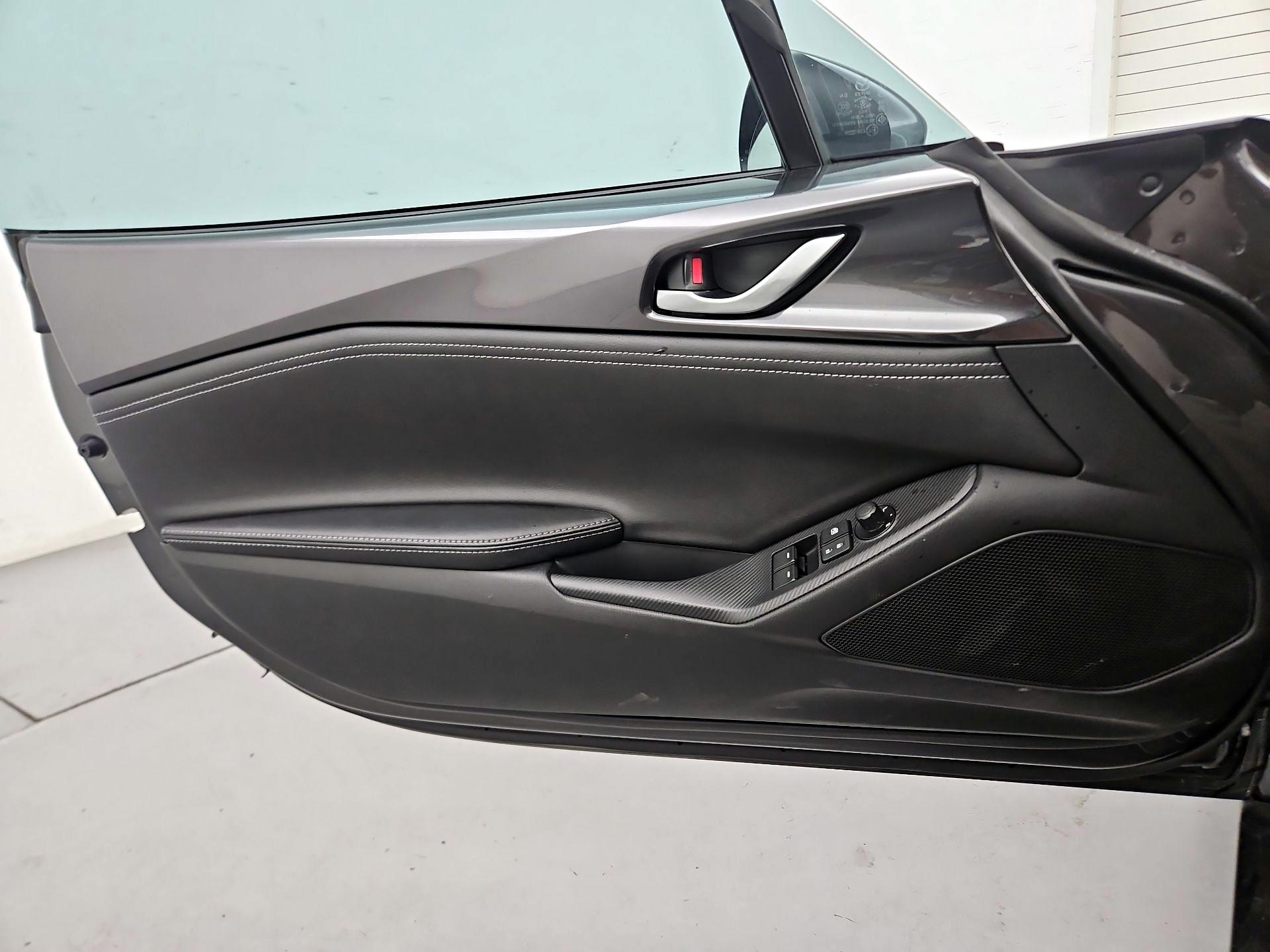 Thumbnail: 2024 Mazda MX-5 Miata - 12