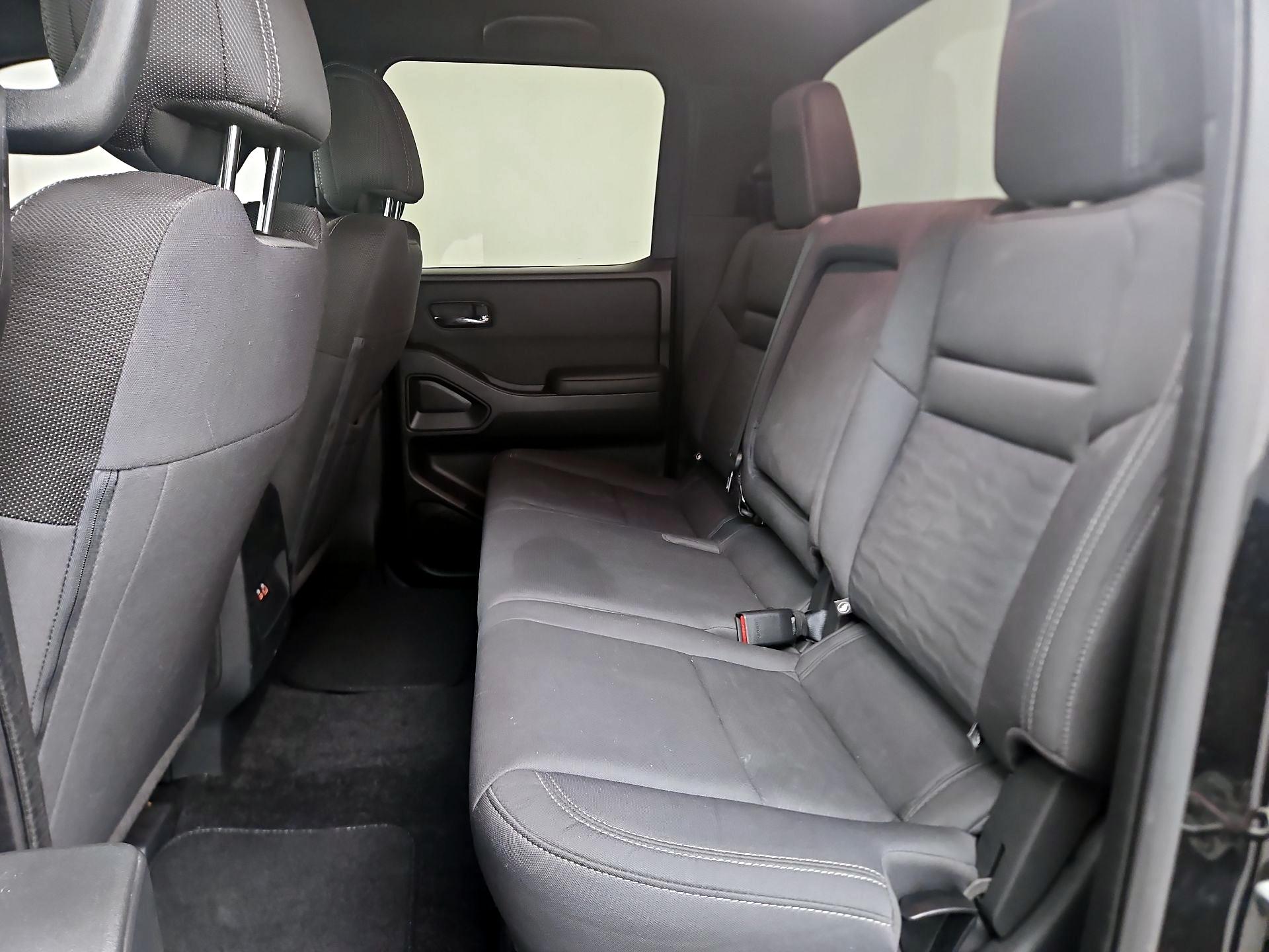 Thumbnail: 2023 Nissan Frontier - 18