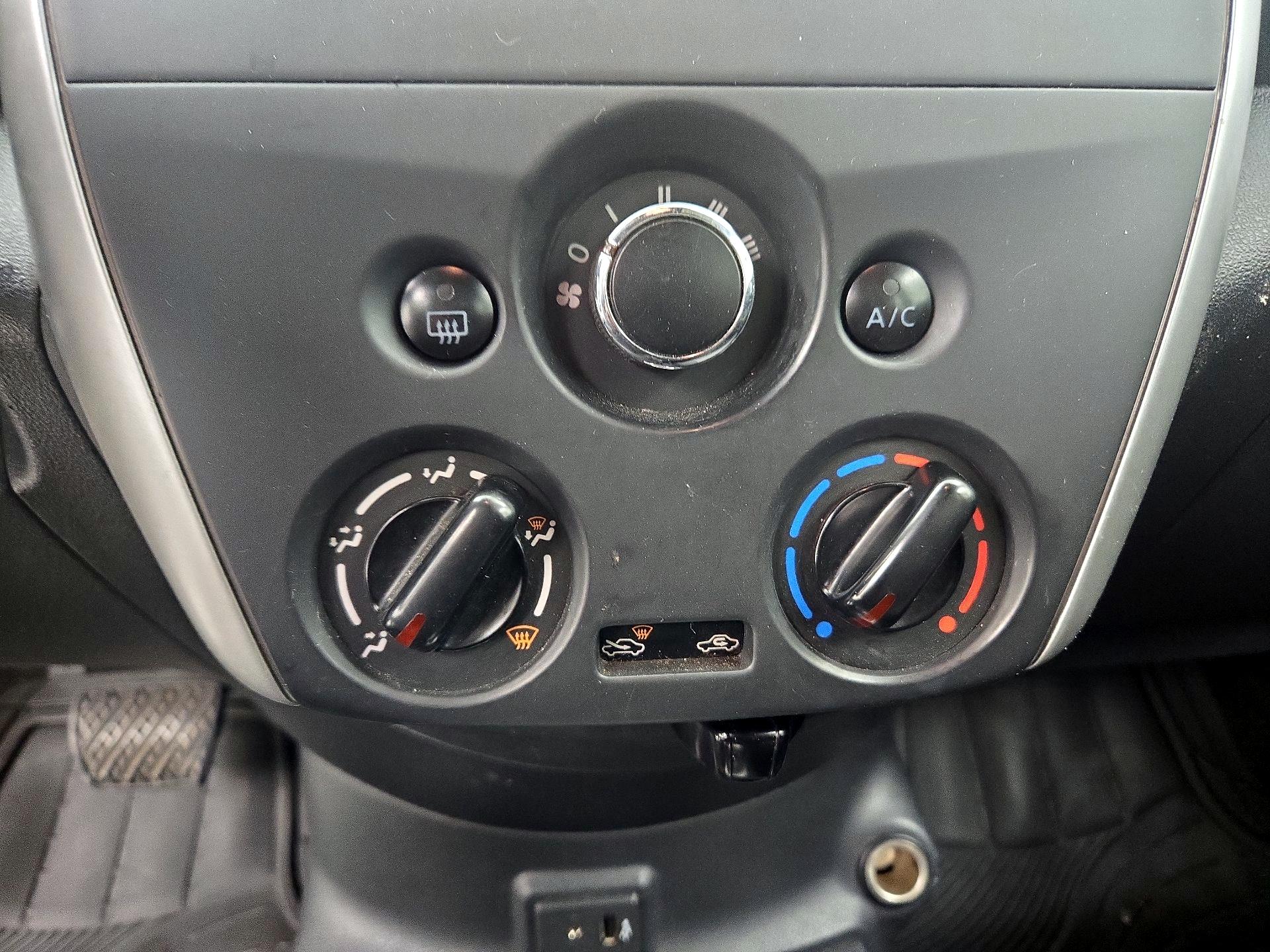 Thumbnail: 2017 Nissan Versa - 15