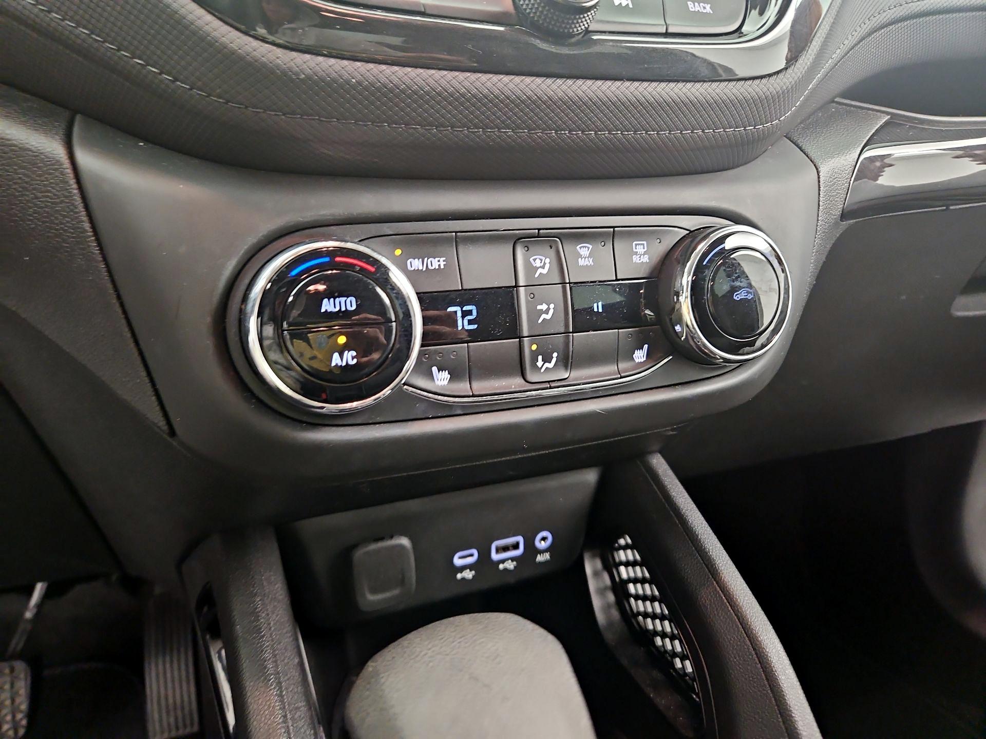 Thumbnail: 2022 Chevrolet TrailBlazer - 16