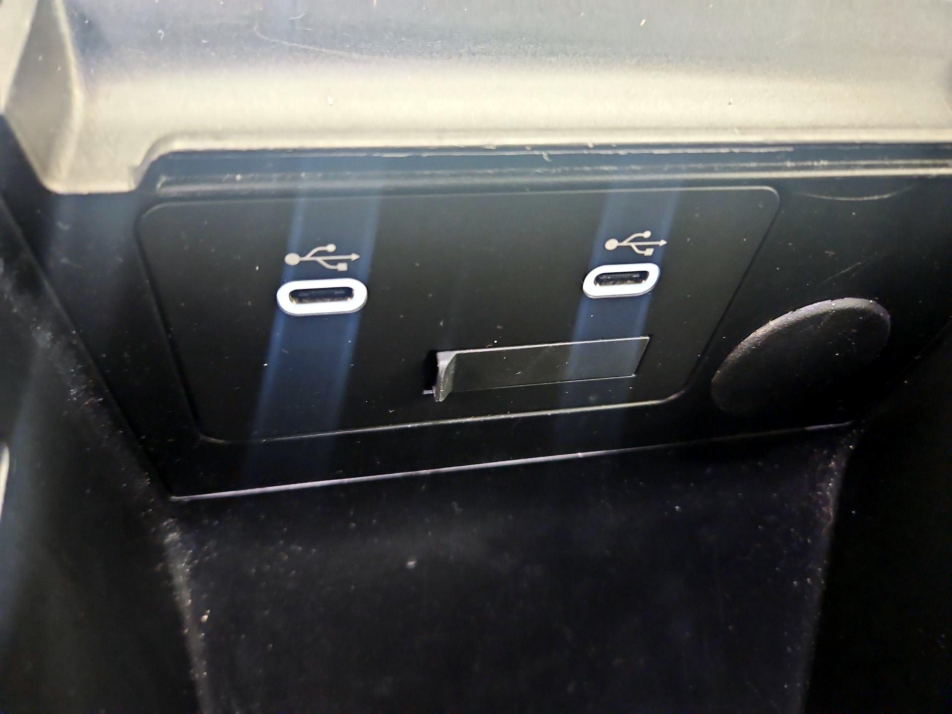 Thumbnail: 2024 Mazda Mazda3 - 18