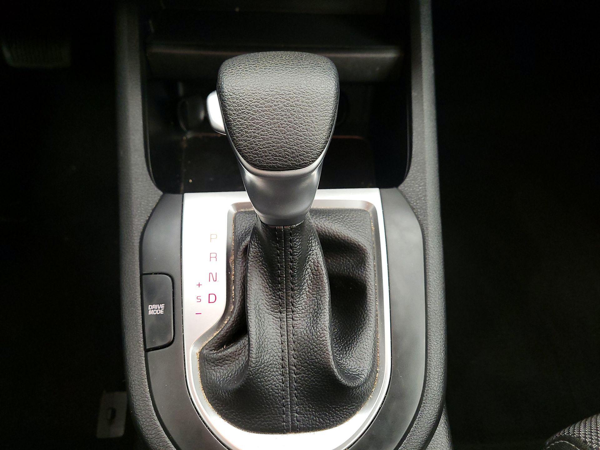 Thumbnail: 2024 Kia Forte - 15