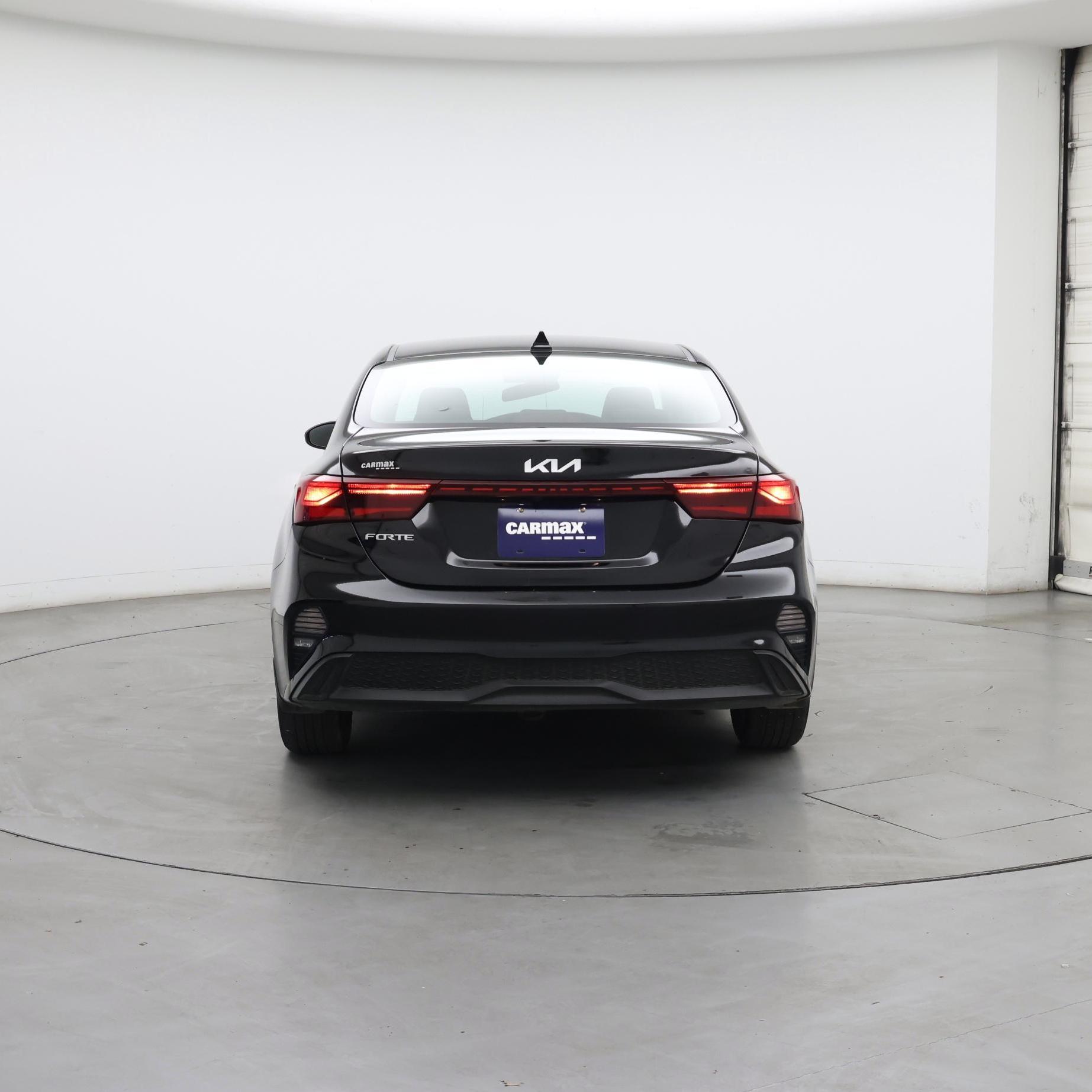 Thumbnail: 2024 Kia Forte - 6