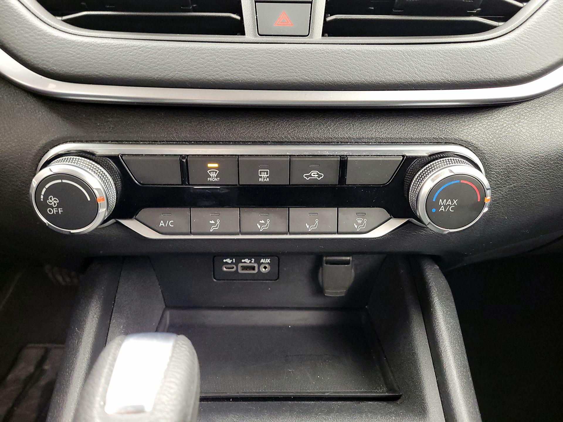 Thumbnail: 2022 Nissan Altima - 14