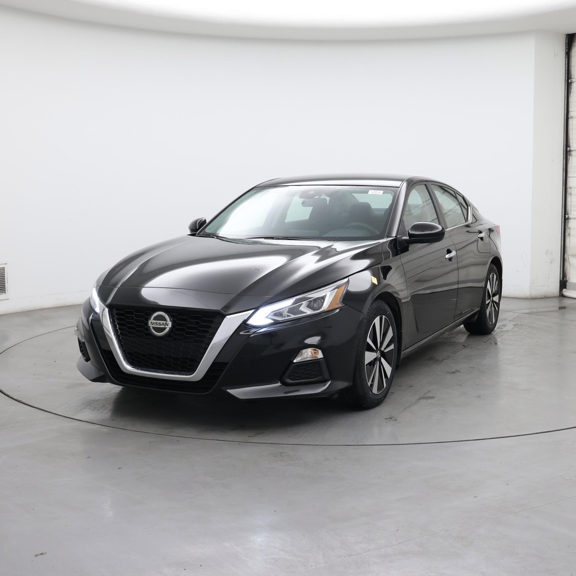 Thumbnail: 2022 Nissan Altima - 4