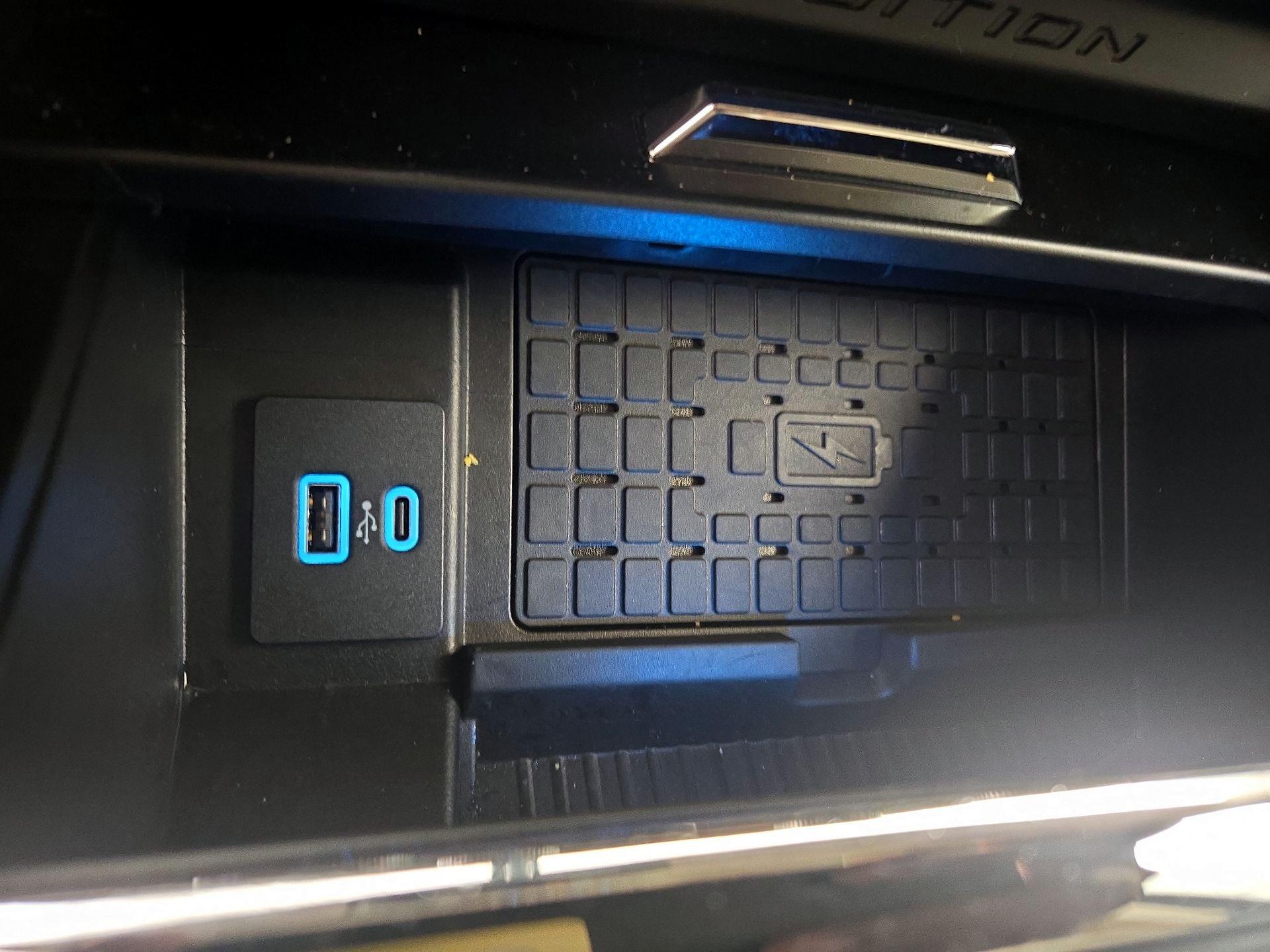 Thumbnail: 2024 Ford Expedition MAX - 19