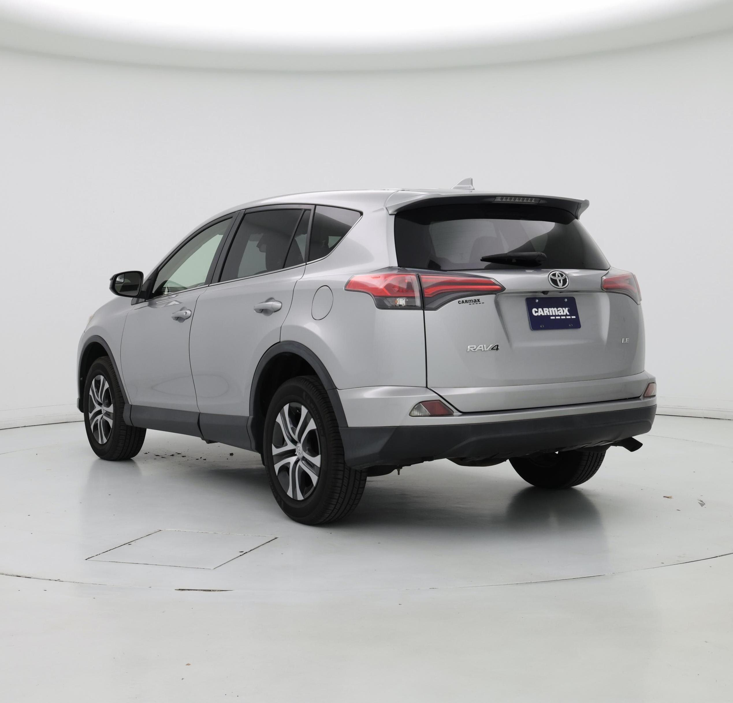 Thumbnail: 2018 Toyota RAV4 - 2