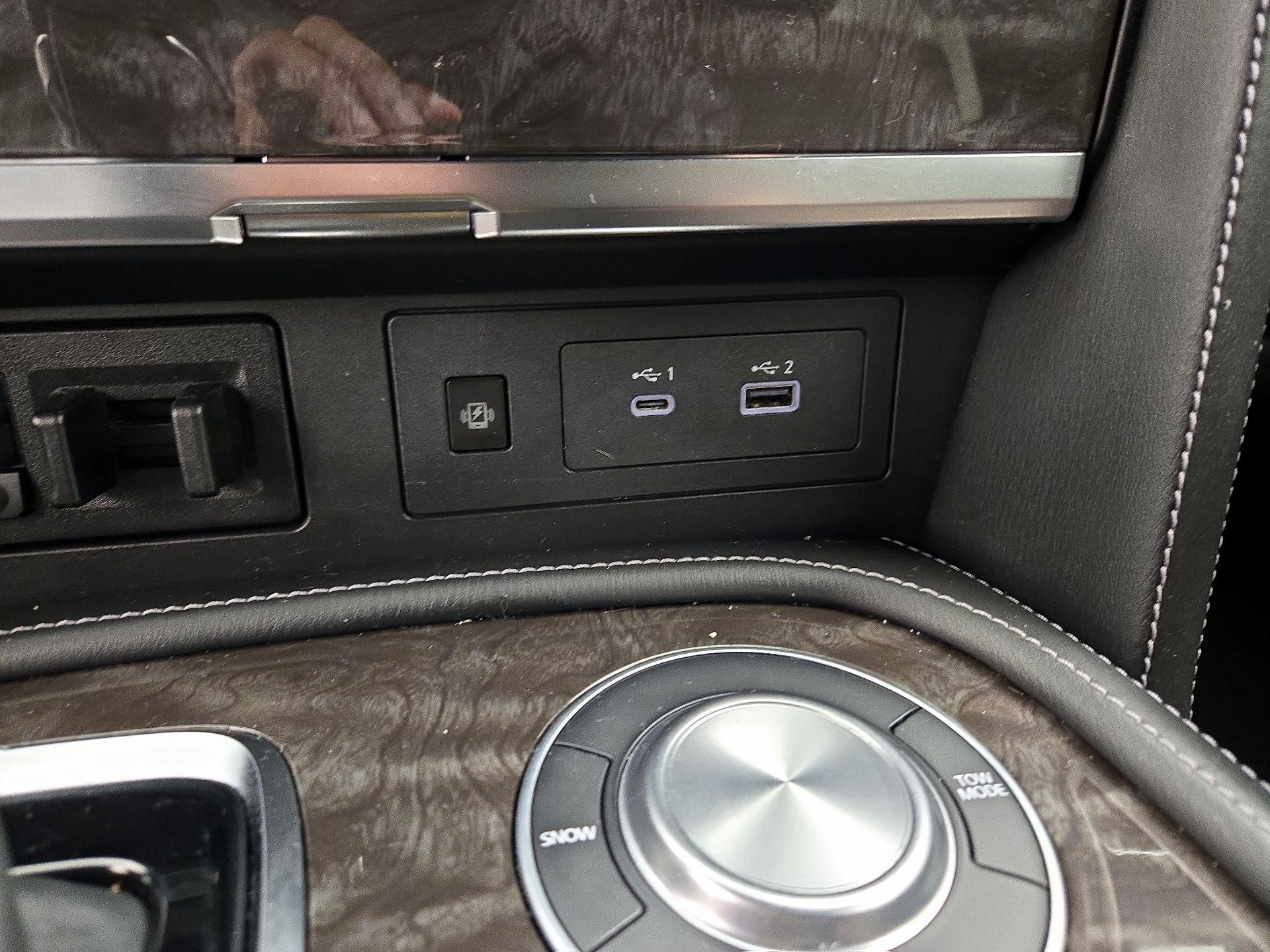 Thumbnail: 2023 Nissan Armada - 19