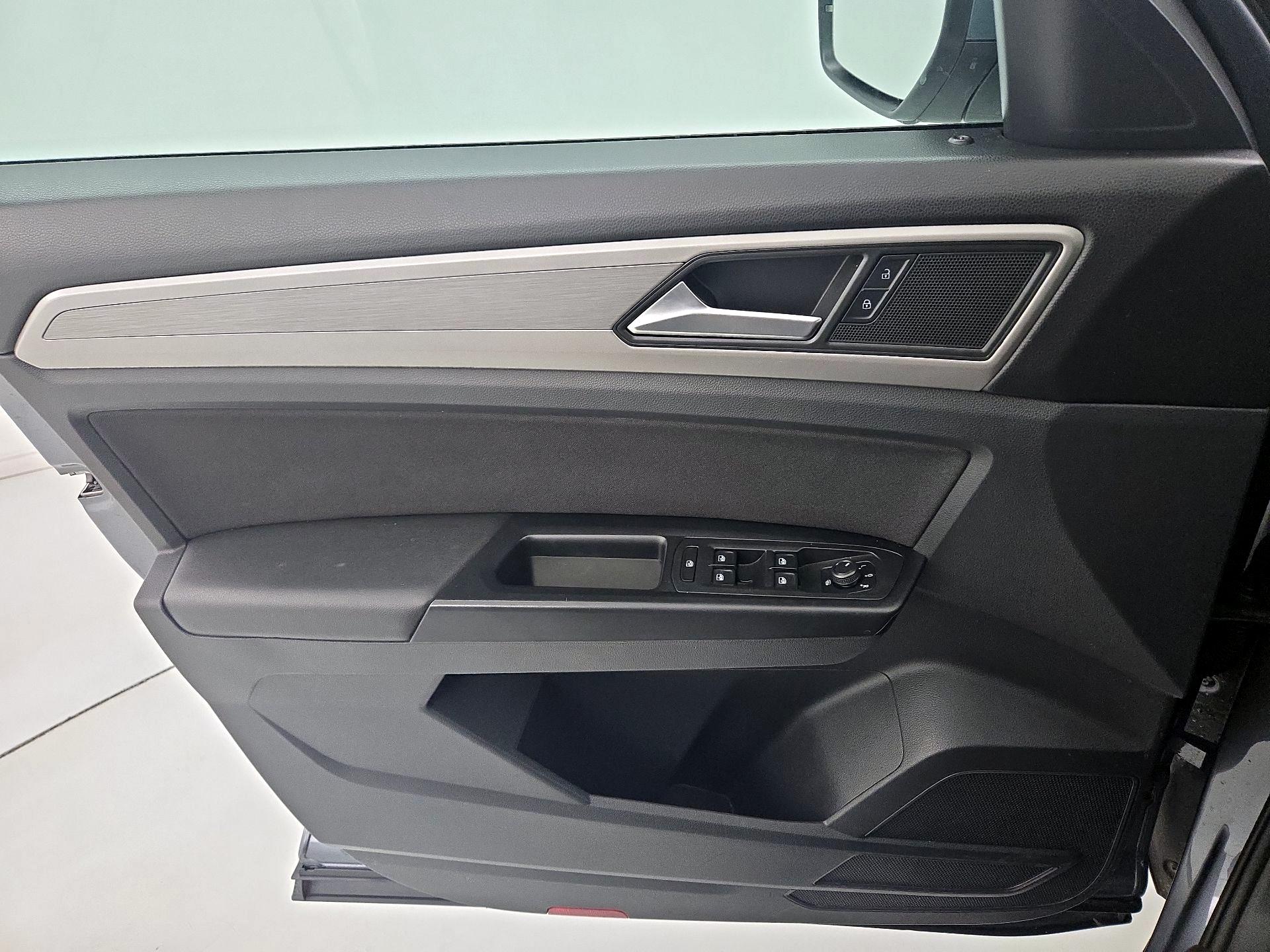 Thumbnail: 2020 Volkswagen Atlas - 12