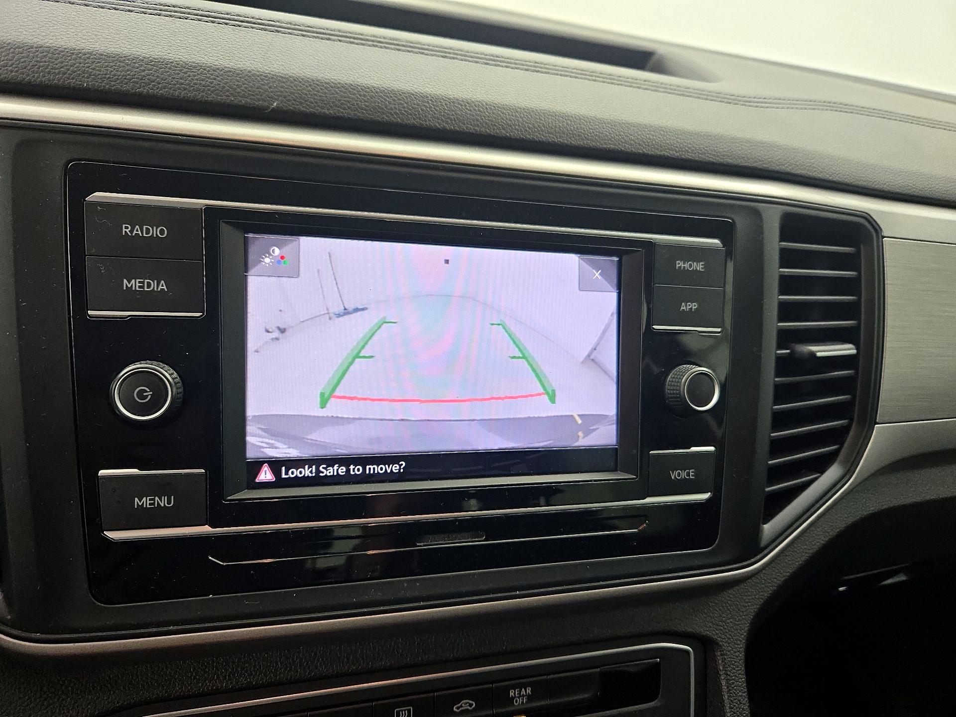 Thumbnail: 2020 Volkswagen Atlas - 14