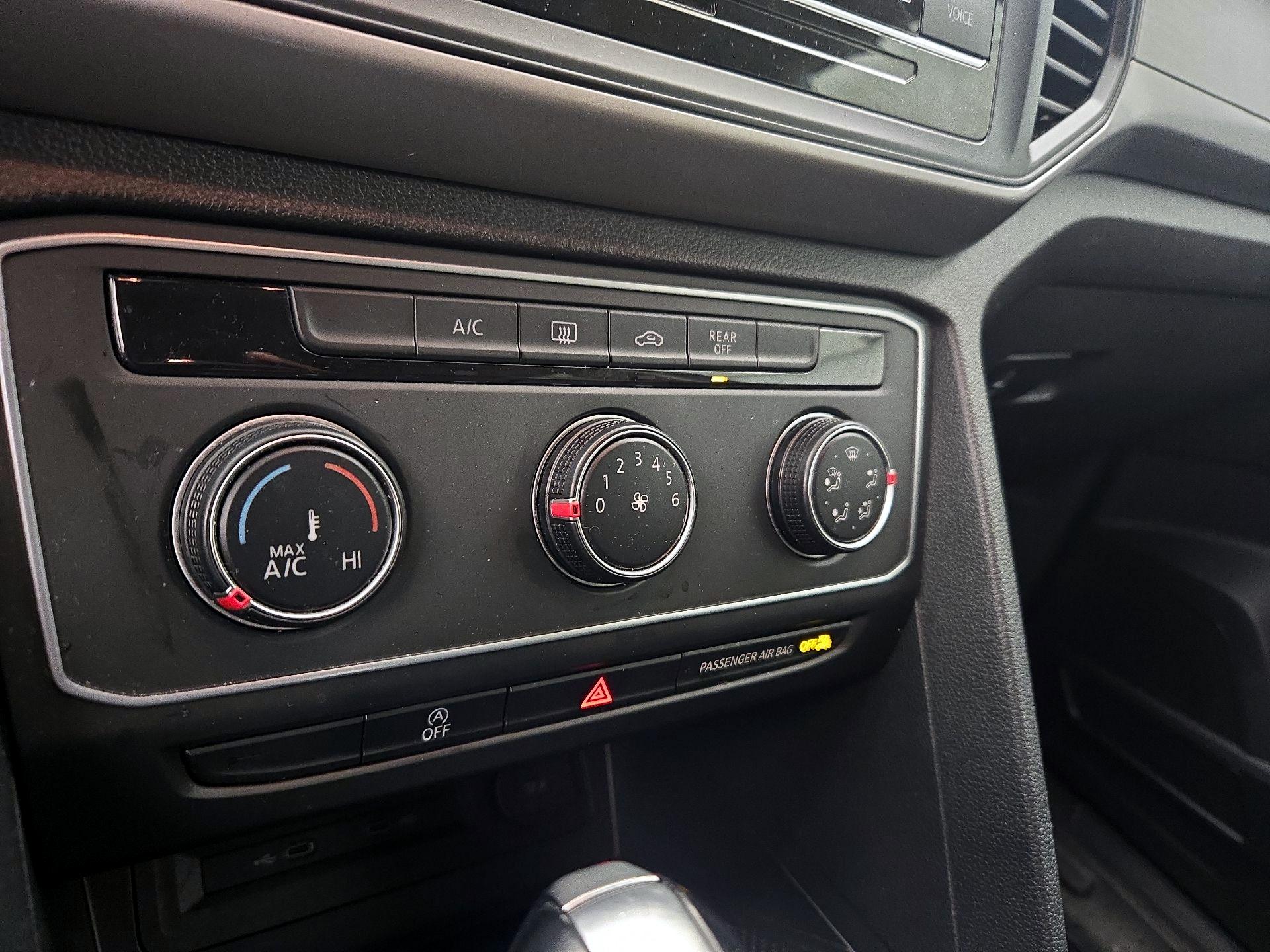 Thumbnail: 2020 Volkswagen Atlas - 16