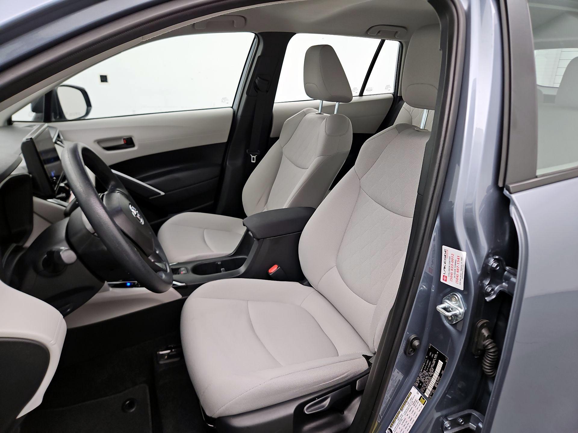 Thumbnail: 2025 Toyota Corolla Cross - 11