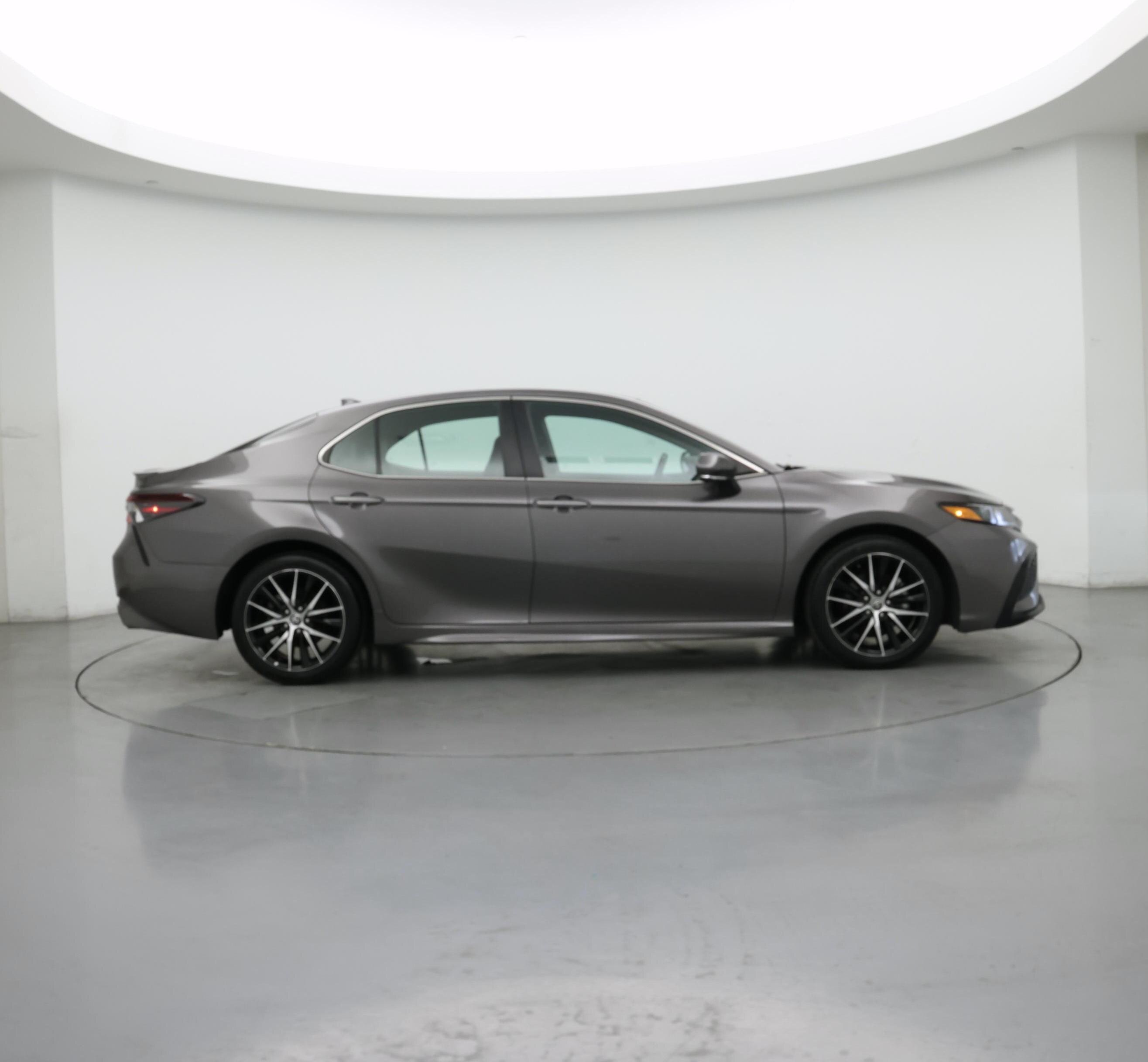 Thumbnail: 2024 Toyota Camry - 7