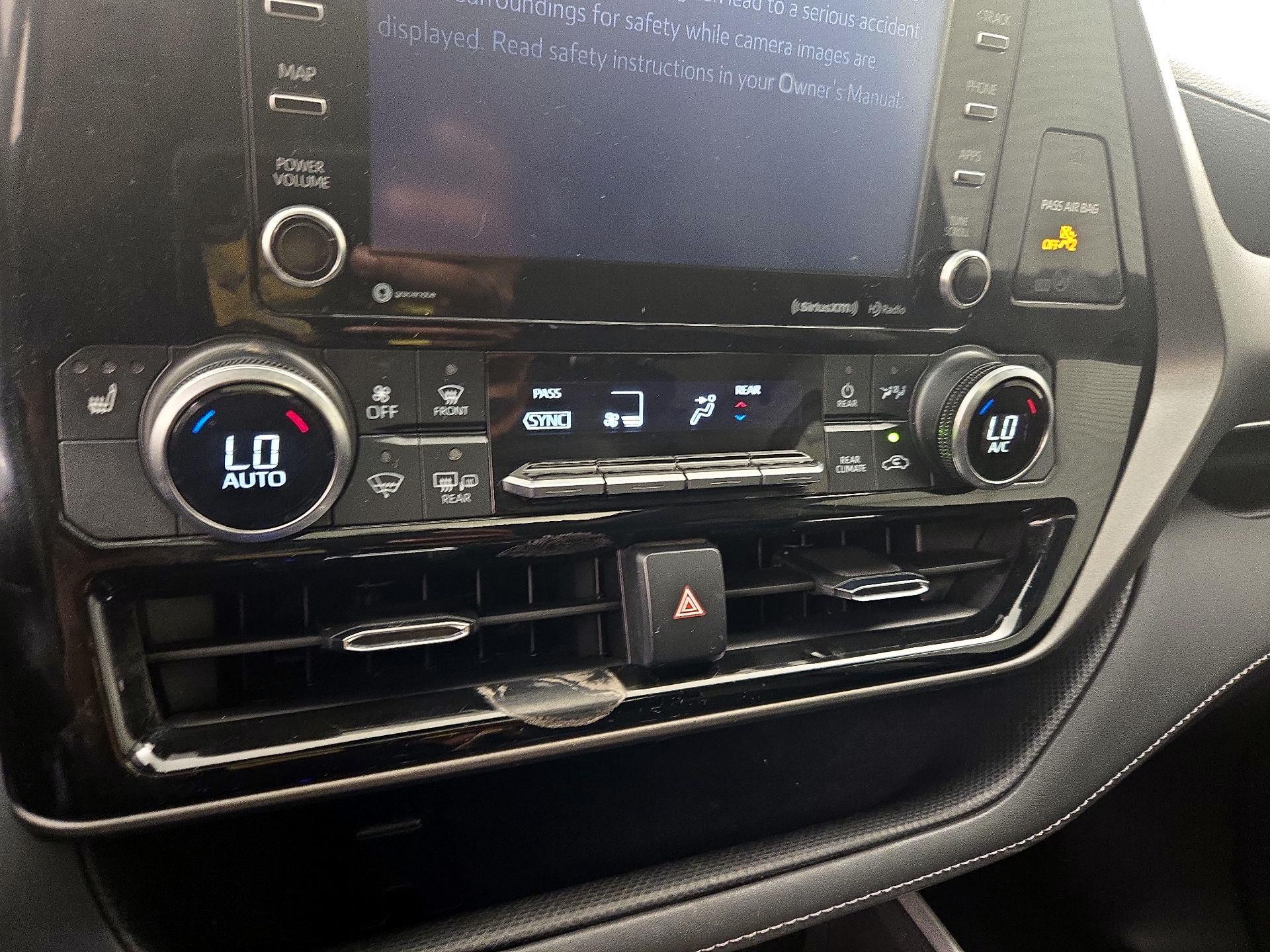 Thumbnail: 2021 Toyota Highlander - 16