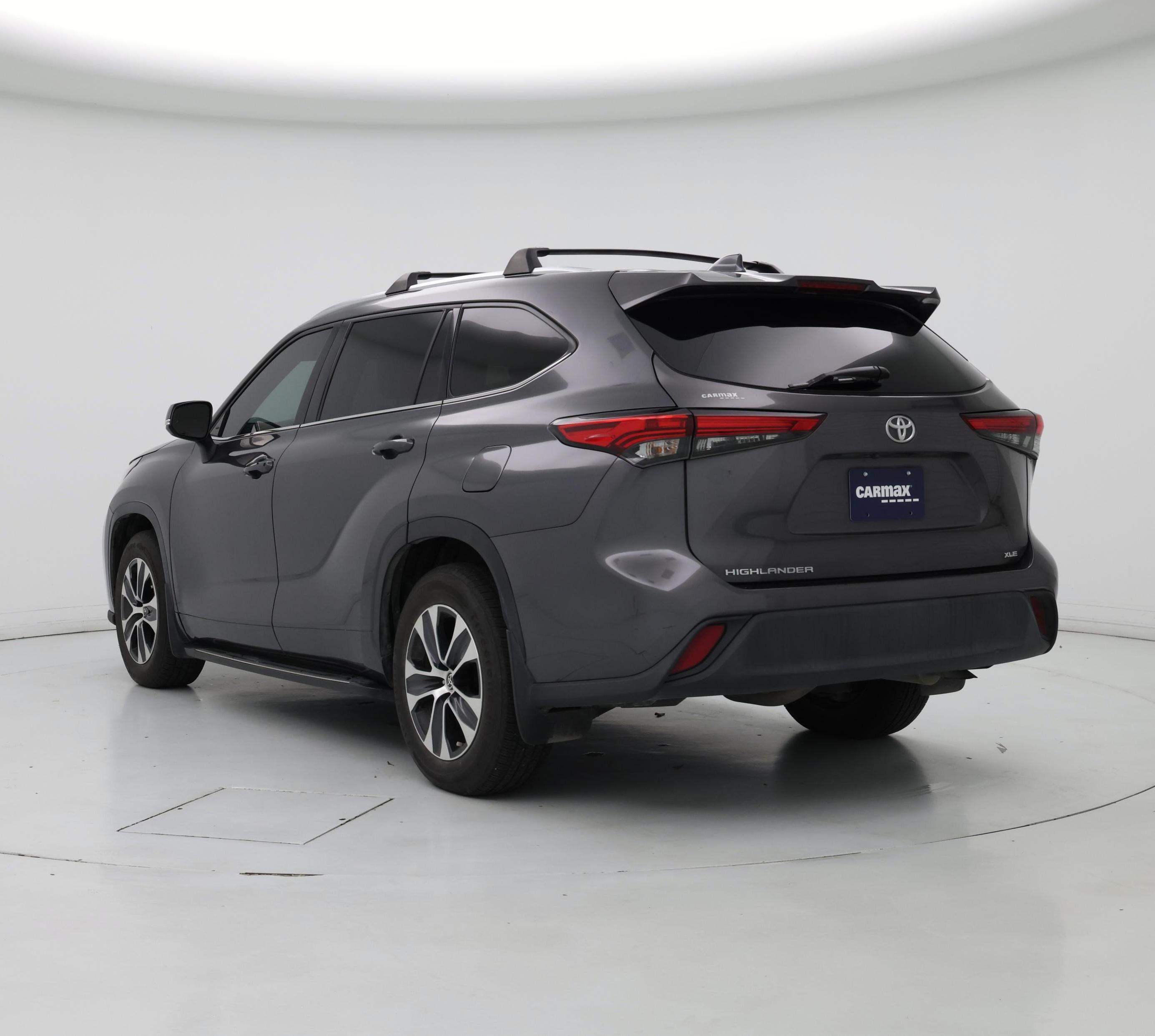 Thumbnail: 2021 Toyota Highlander - 2