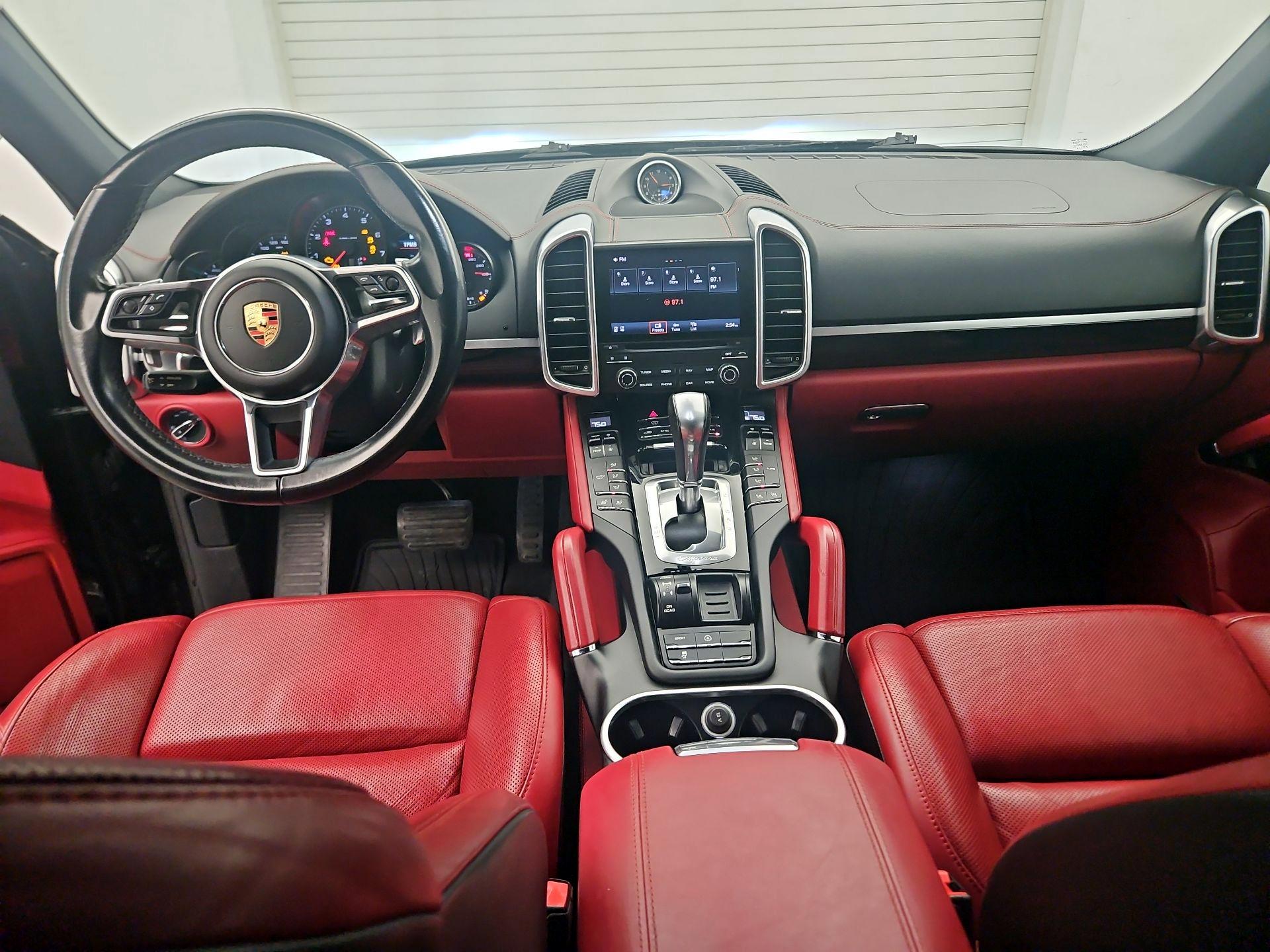 Thumbnail: 2018 Porsche Cayenne - 9