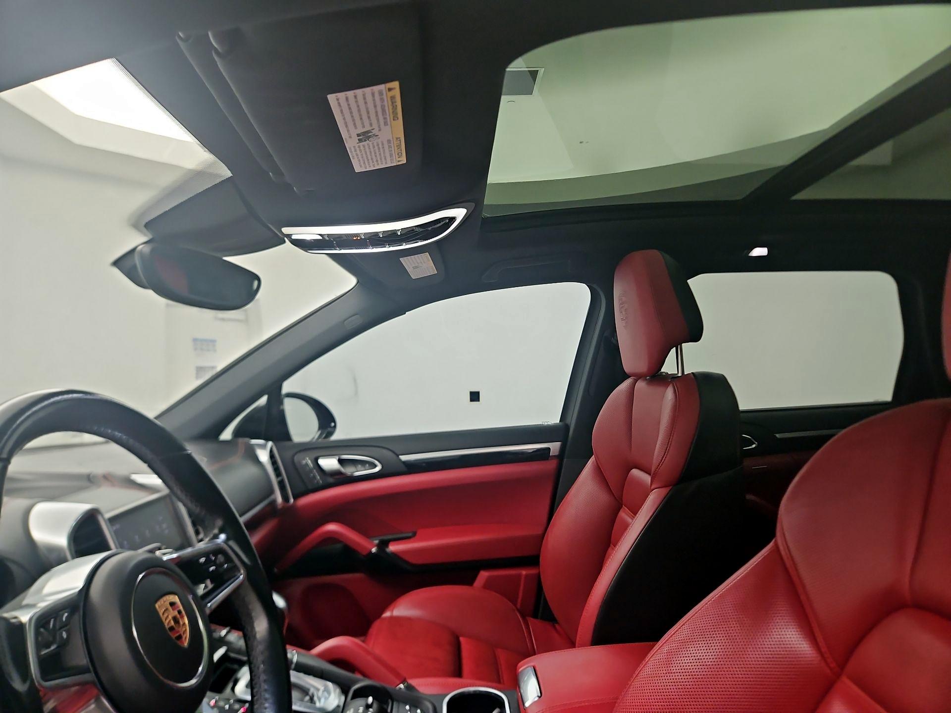 Thumbnail: 2018 Porsche Cayenne - 18