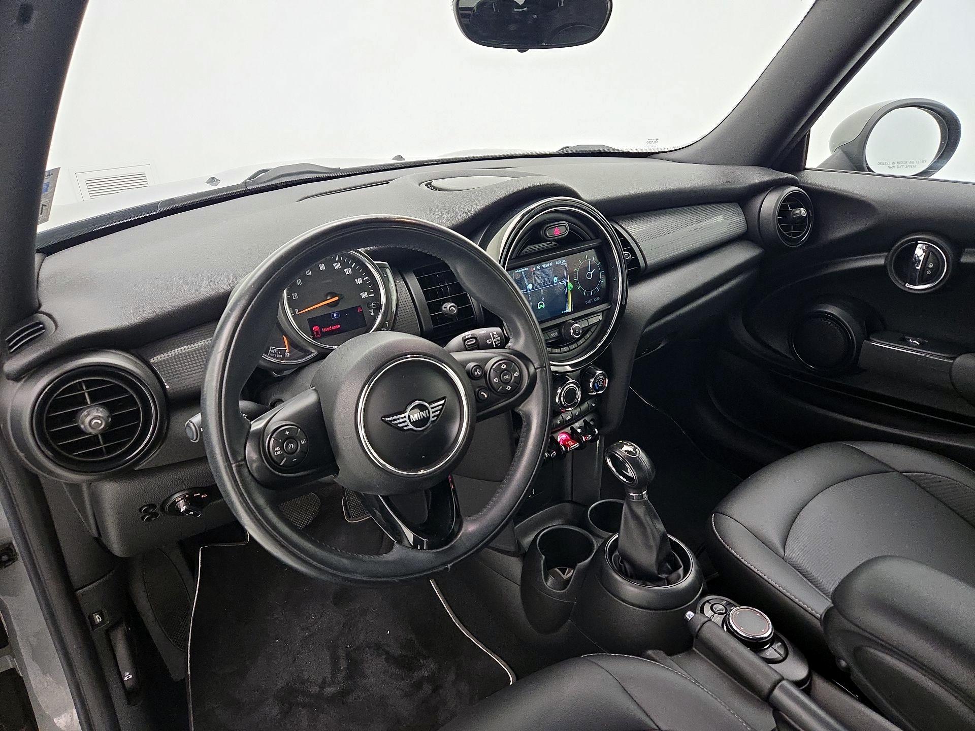 Thumbnail: 2019 MINI Cooper - 9