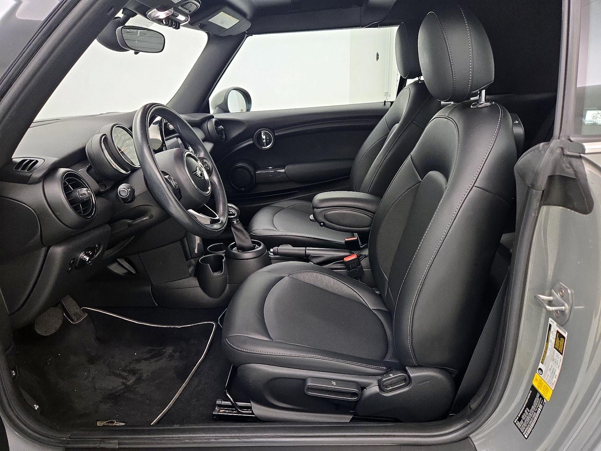 Thumbnail: 2019 MINI Cooper - 11