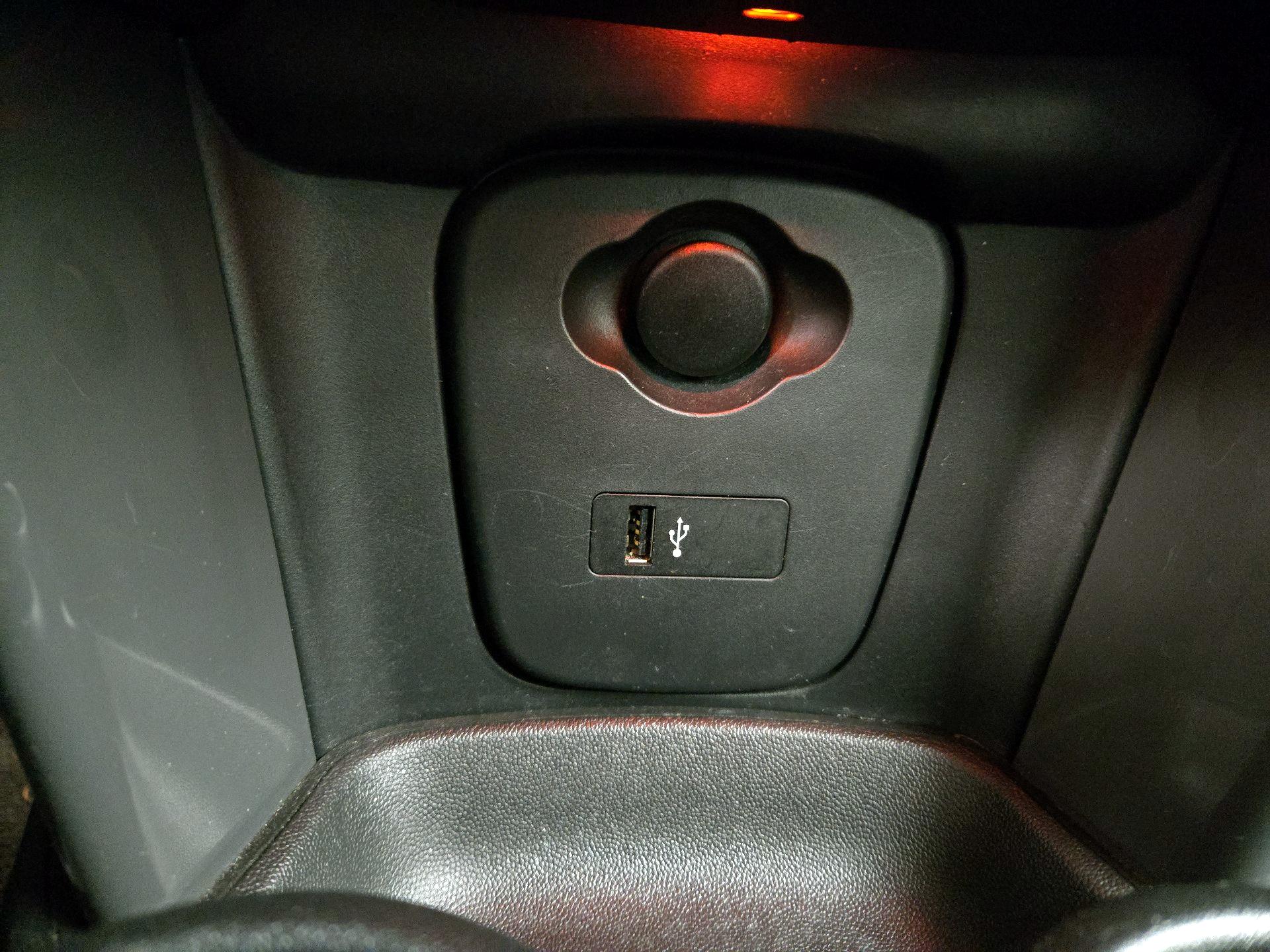 Thumbnail: 2019 MINI Cooper - 19