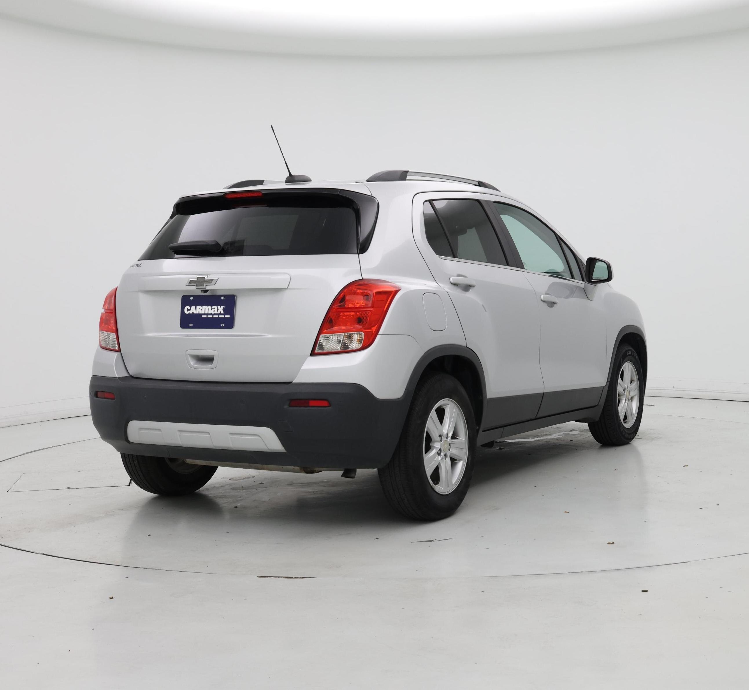 Thumbnail: 2015 Chevrolet Trax - 8