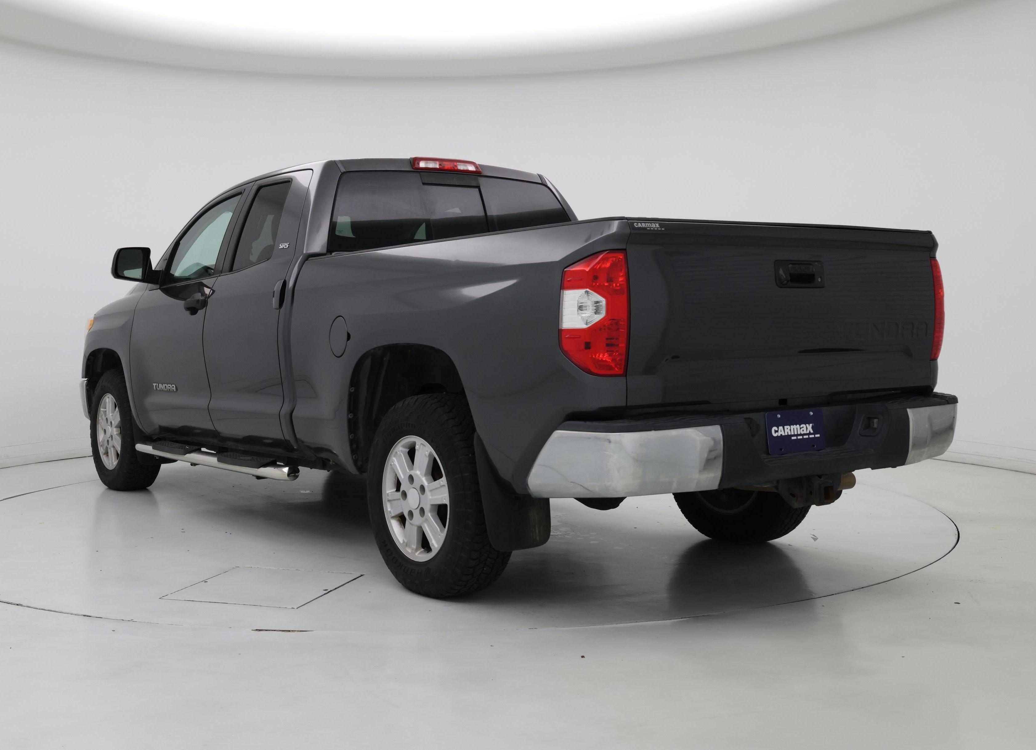 Thumbnail: 2015 Toyota Tundra - 2