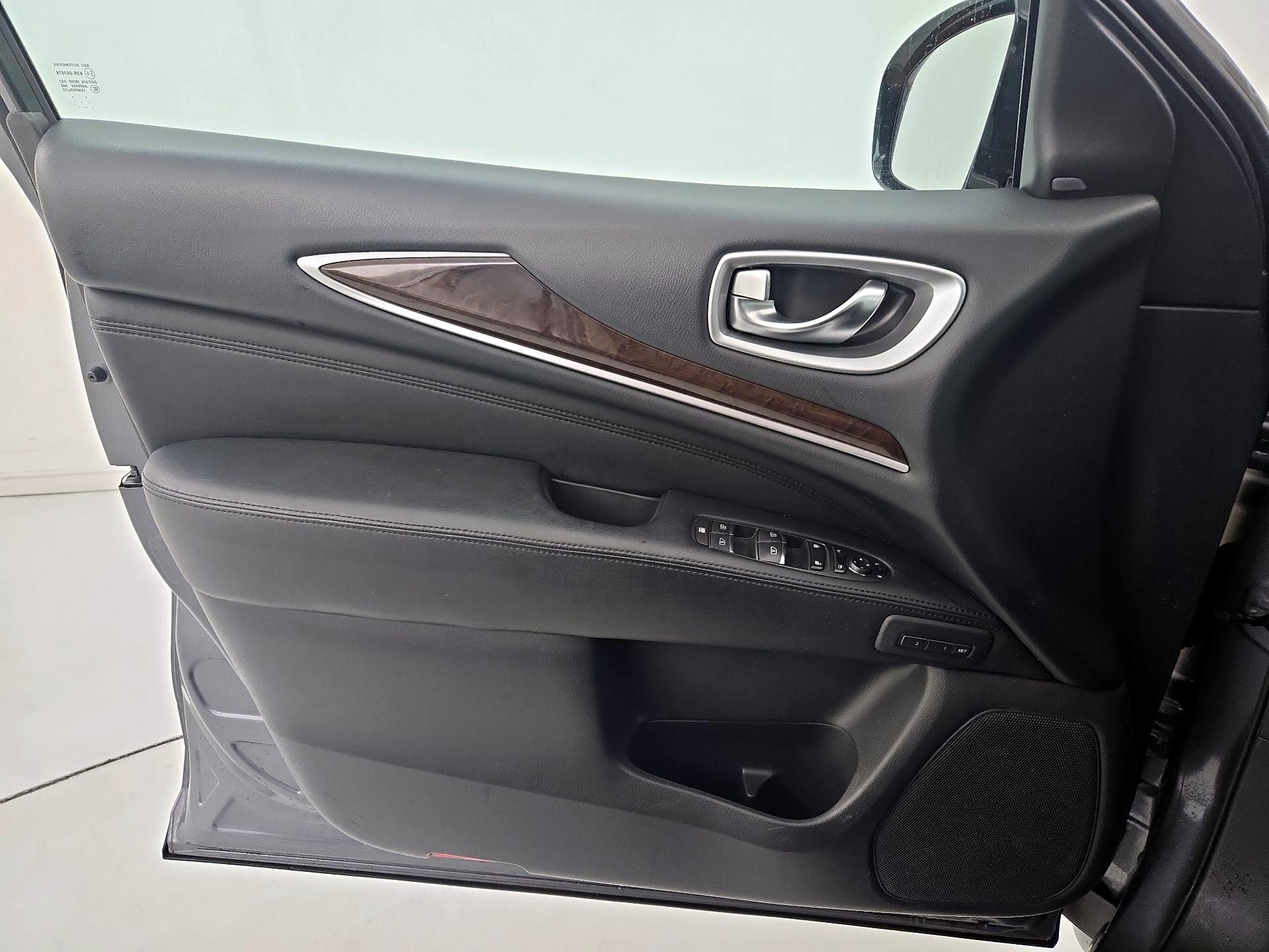 Thumbnail: 2015 INFINITI QX60 - 12