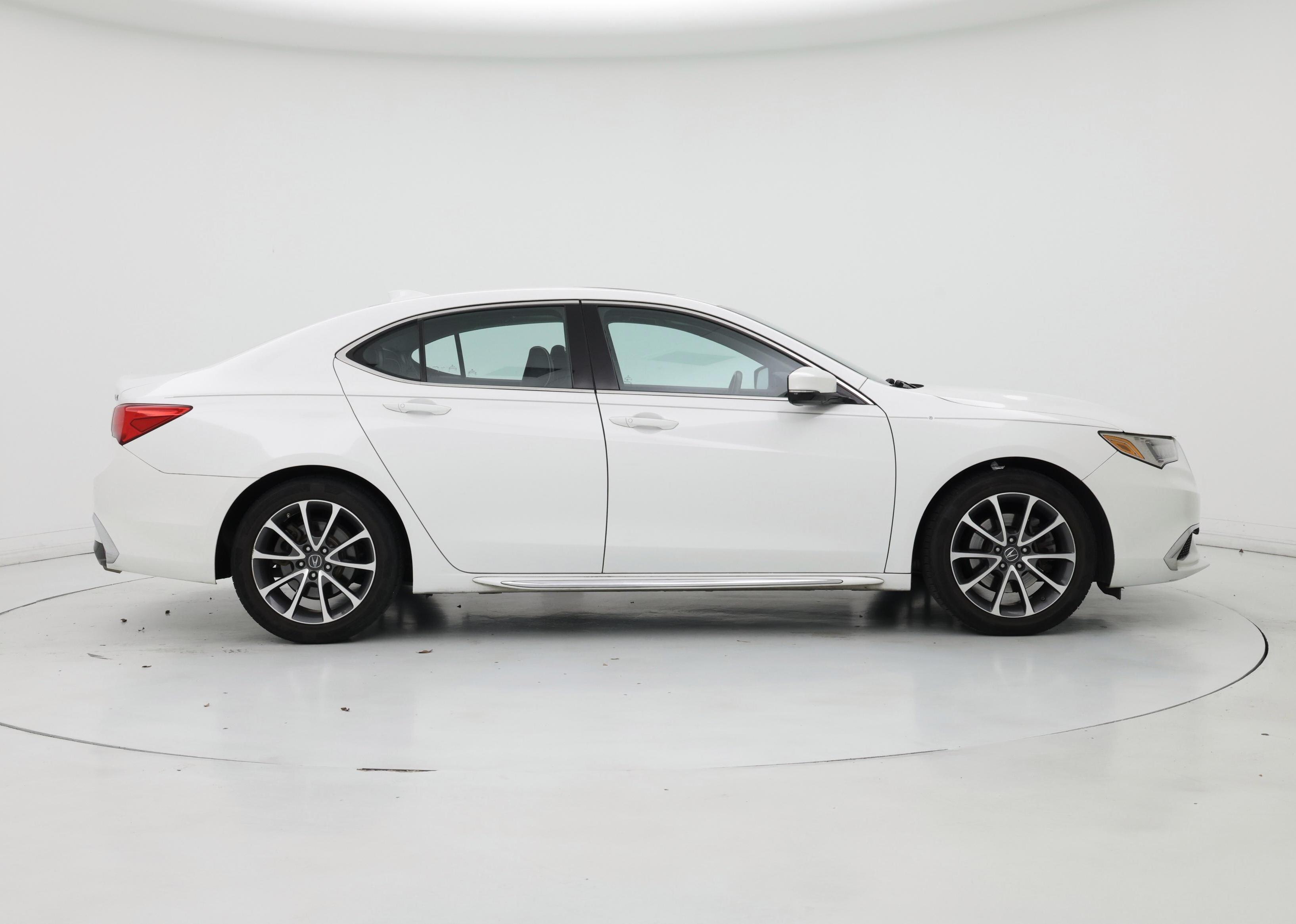 Thumbnail: 2018 Acura TLX - 7