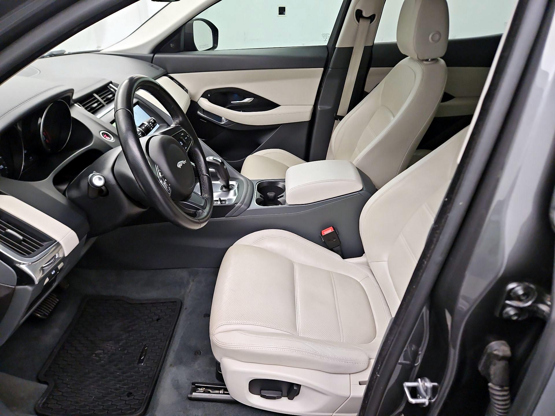 Thumbnail: 2020 Jaguar E-Pace - 11