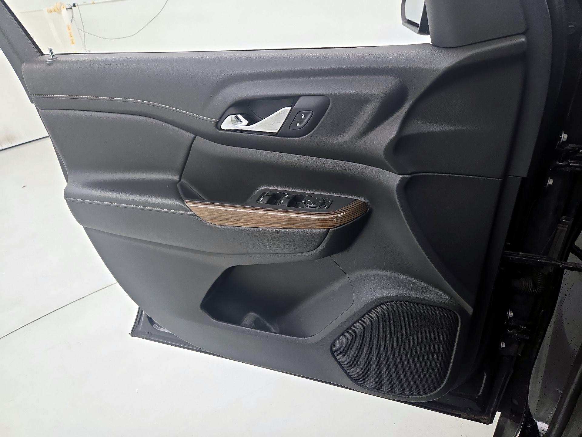 Thumbnail: 2021 GMC Acadia - 12