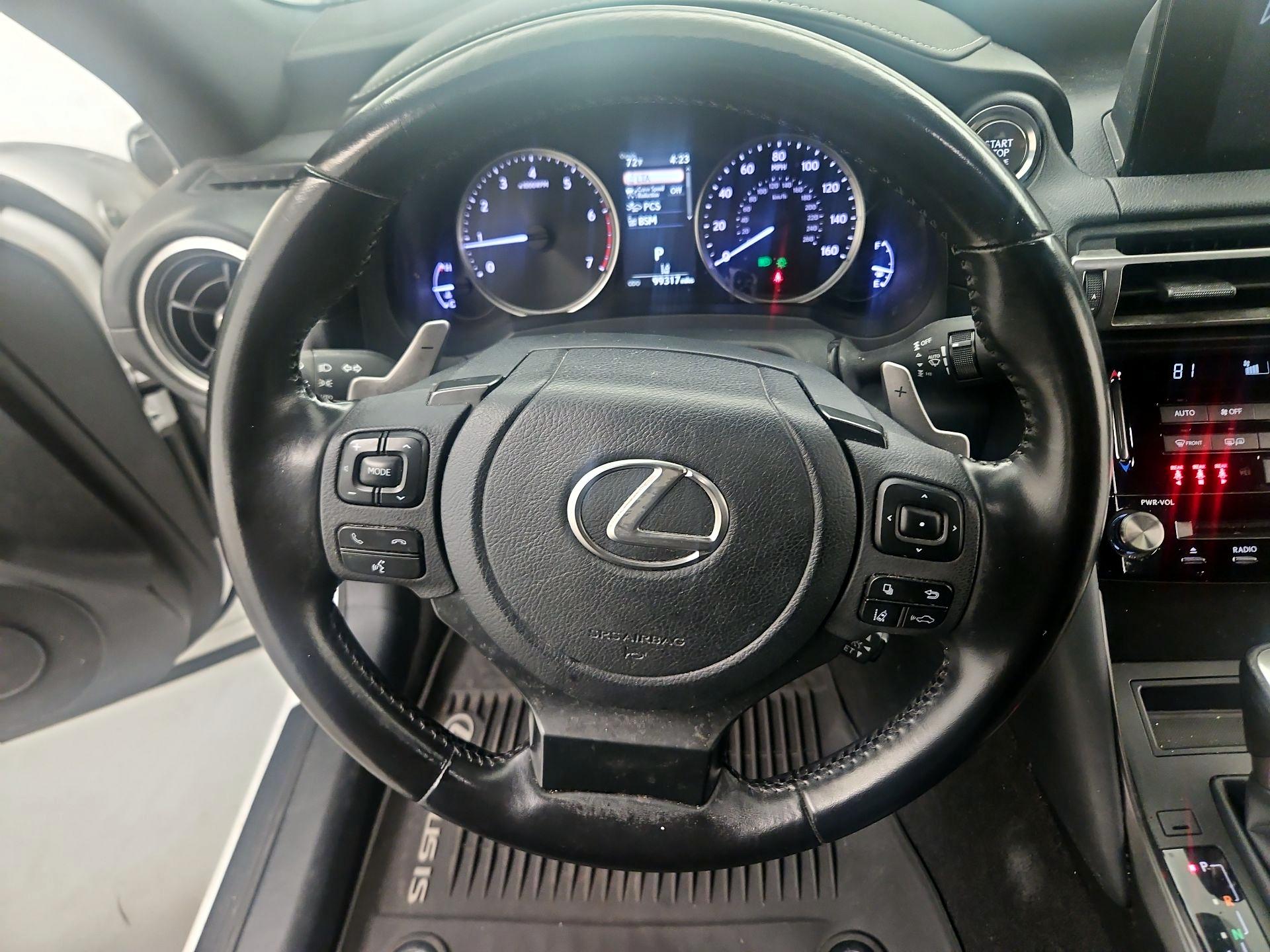 Thumbnail: 2021 Lexus IS - 10