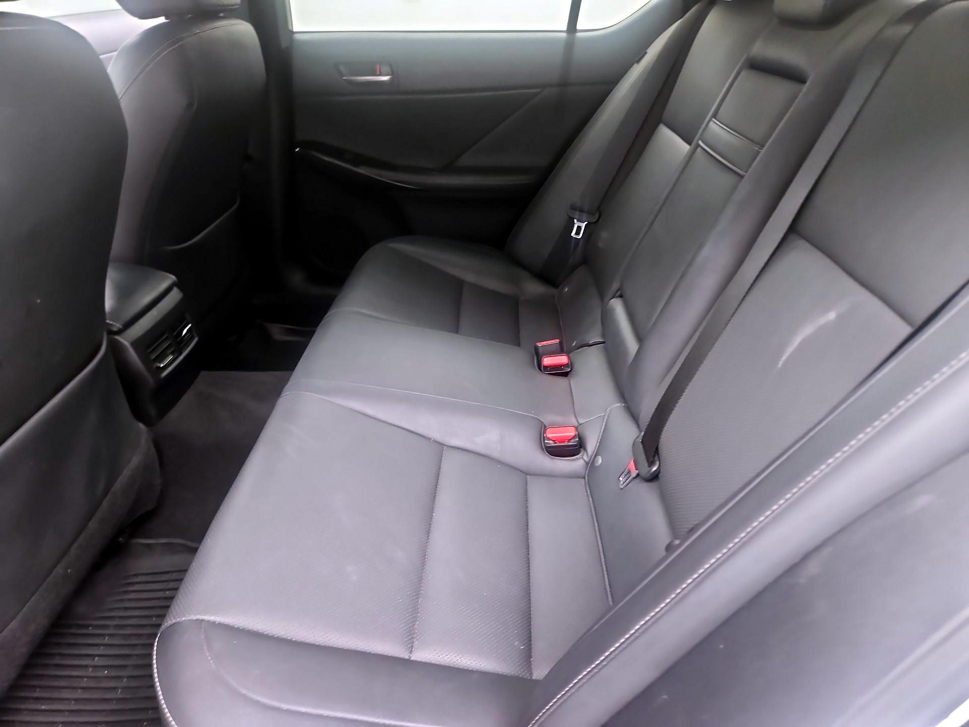 Thumbnail: 2021 Lexus IS - 19