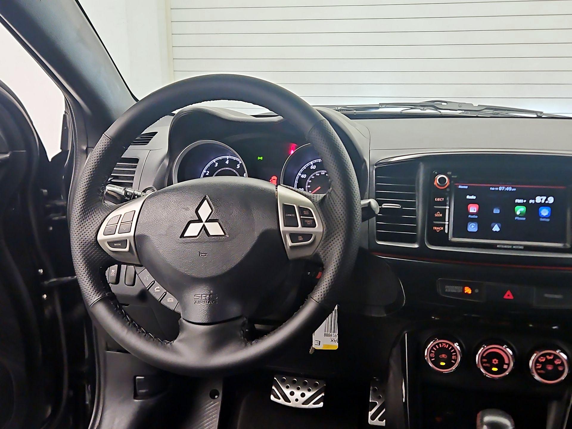 Thumbnail: 2017 Mitsubishi Lancer - 10