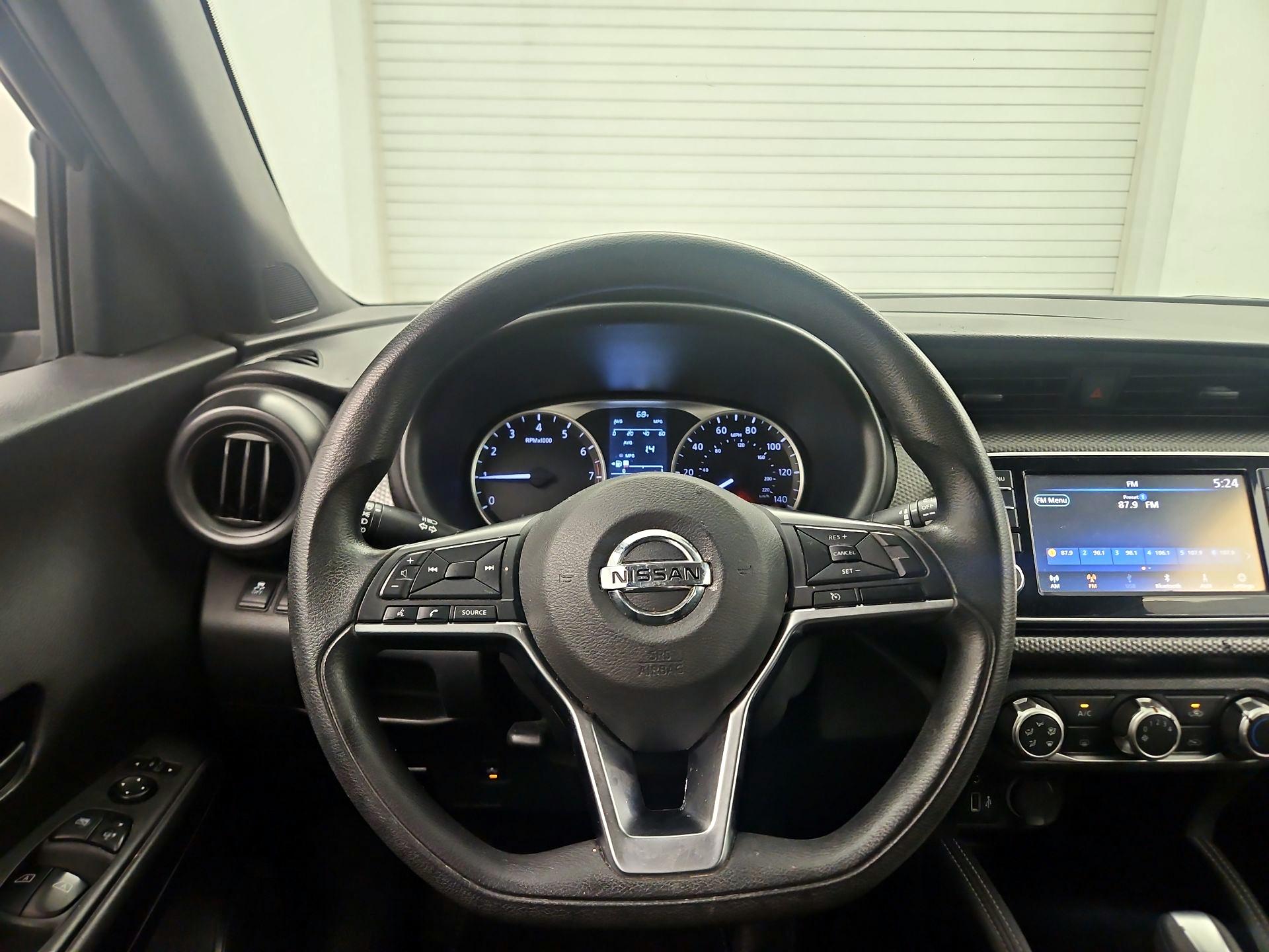 Thumbnail: 2019 Nissan Kicks - 10