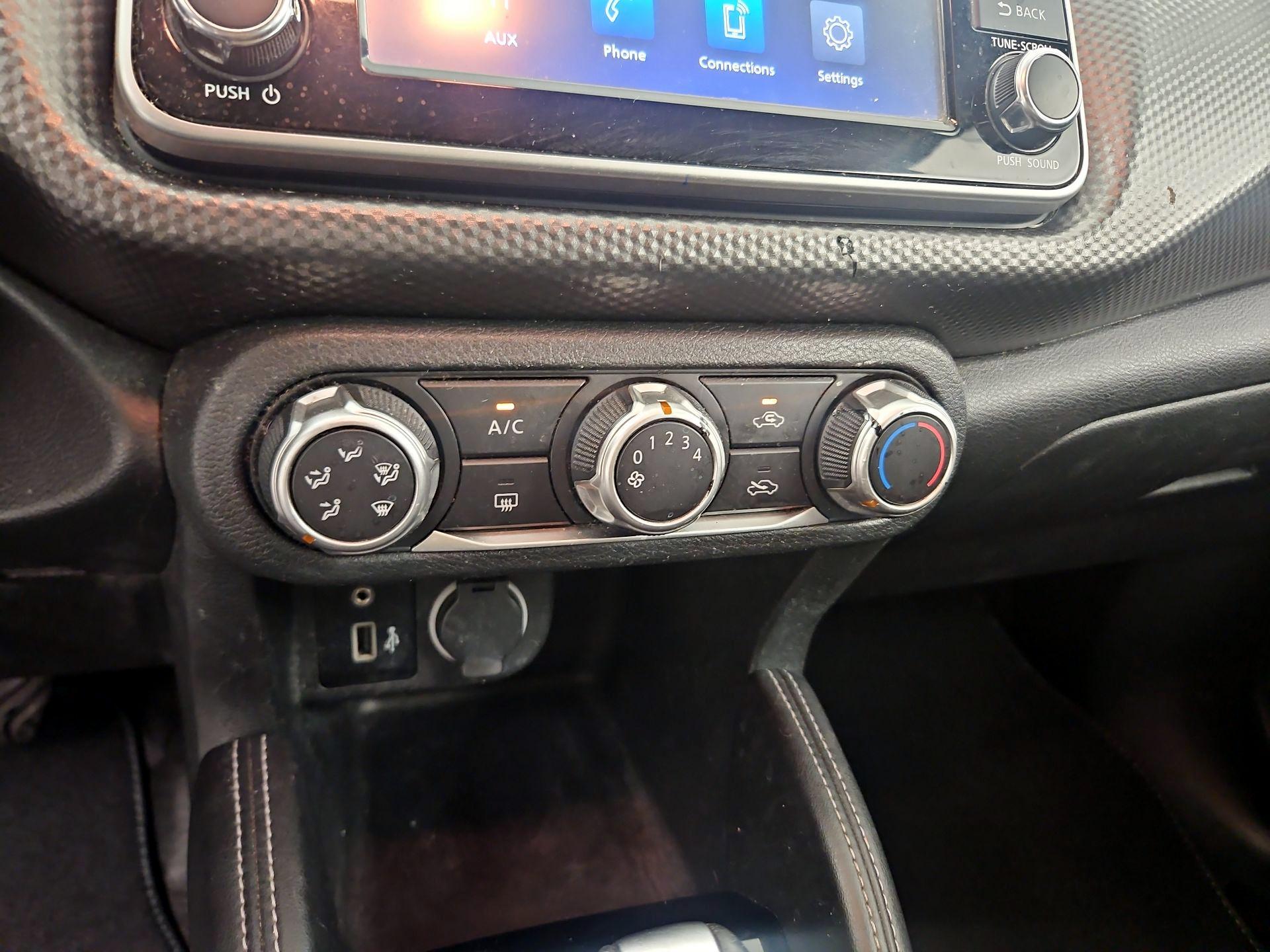 Thumbnail: 2019 Nissan Kicks - 14