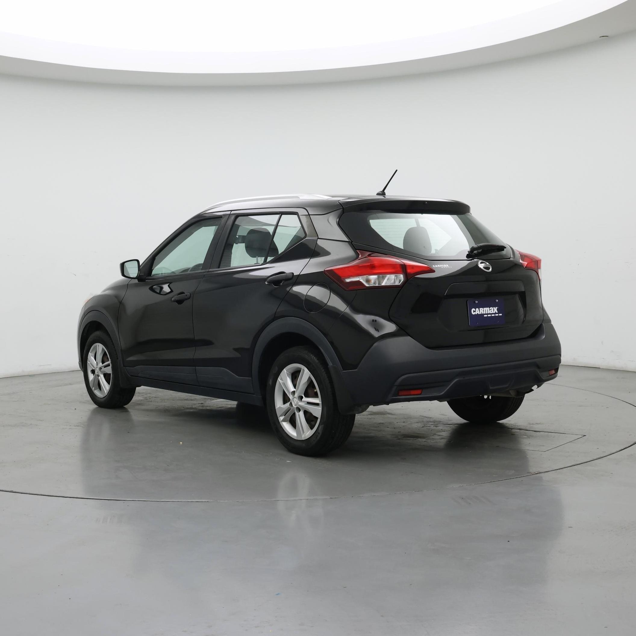 Thumbnail: 2019 Nissan Kicks - 2